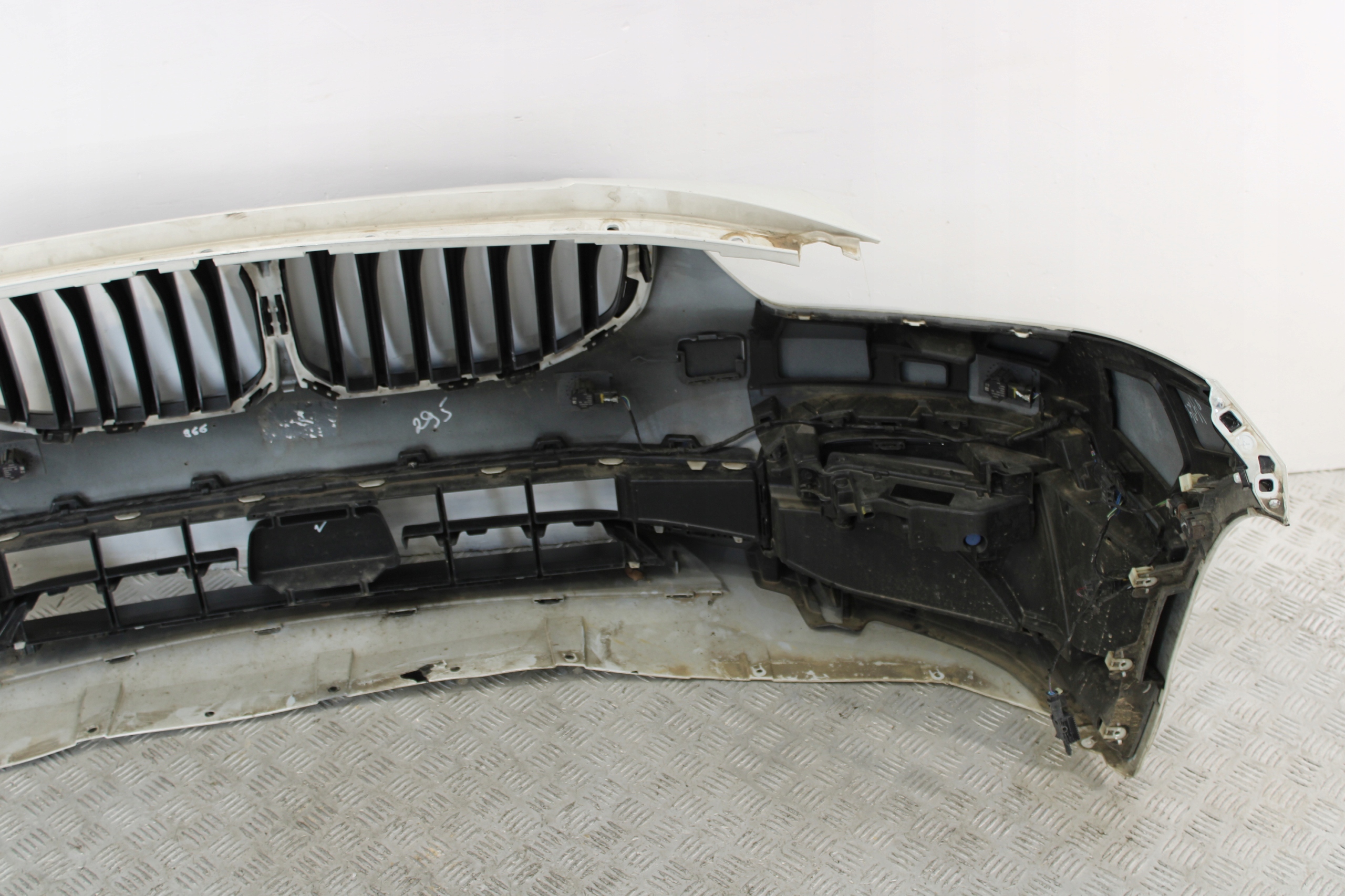 bumper front front complete 6X PDC BMW 1 F40