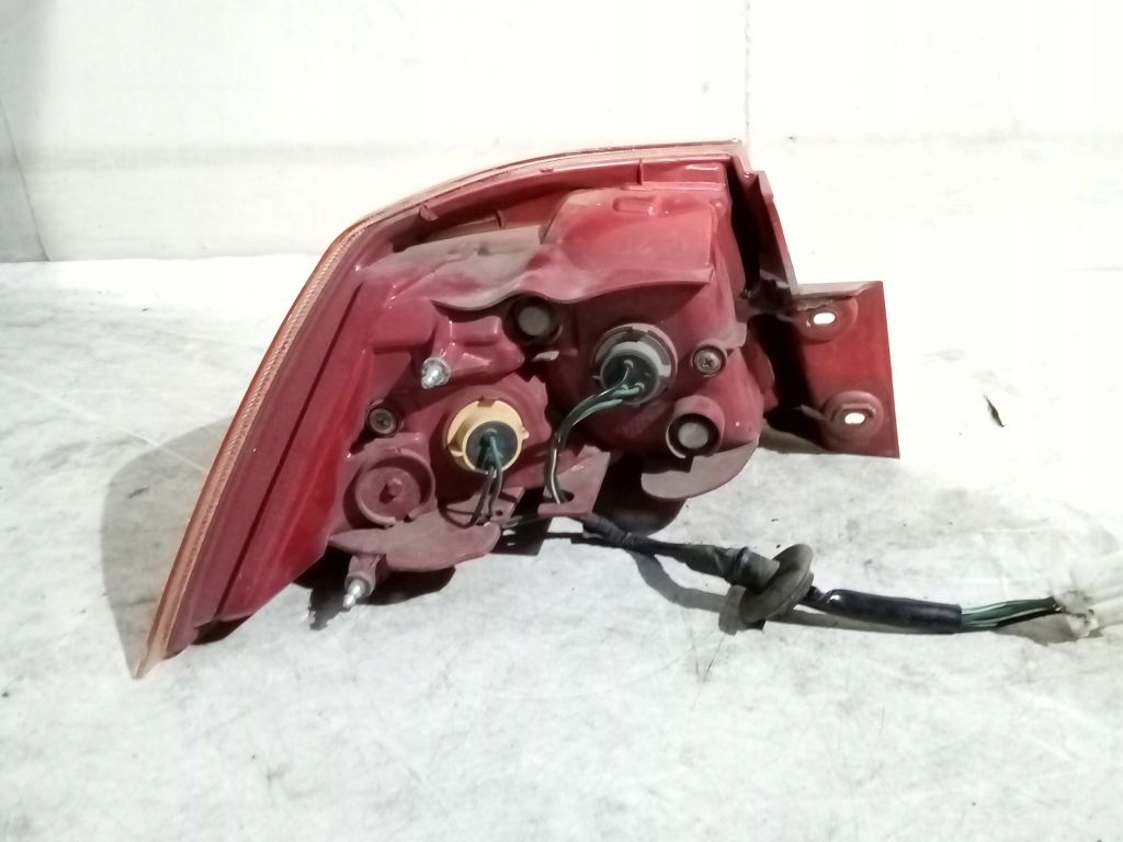 Mitsubishi Lancer VIII 8 sedan light right rear part rear
