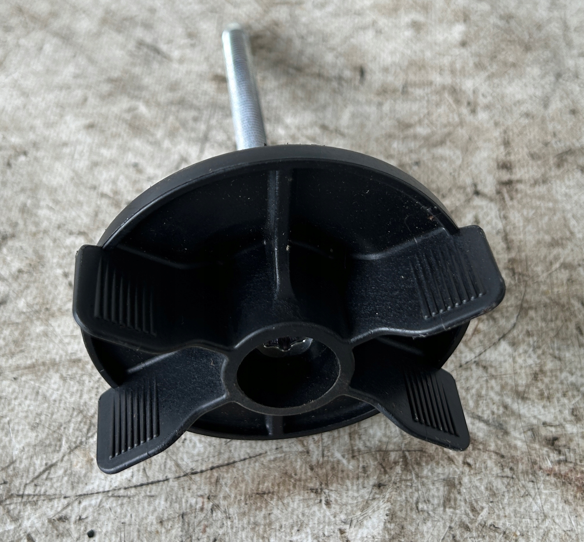 Support plaque Roues DOJAZDOWEGO NISSAN MAXIMA A35 09