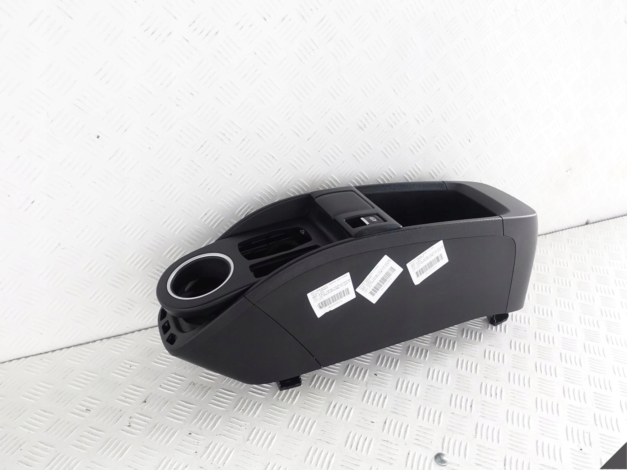 BMW I3 I01 TUNEL central armrest black EU