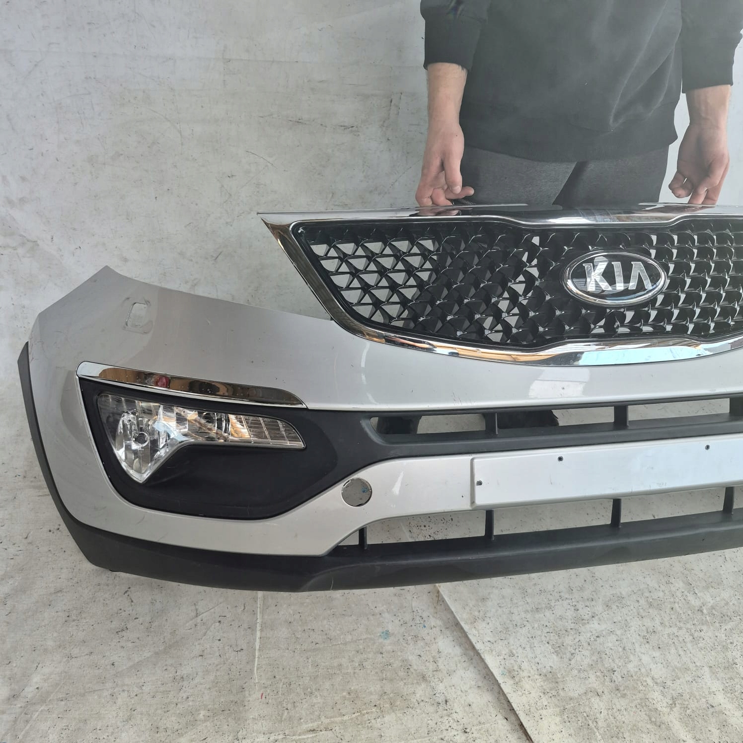 KIA SPORTAGE III 3 10-14 bumper front front SPR