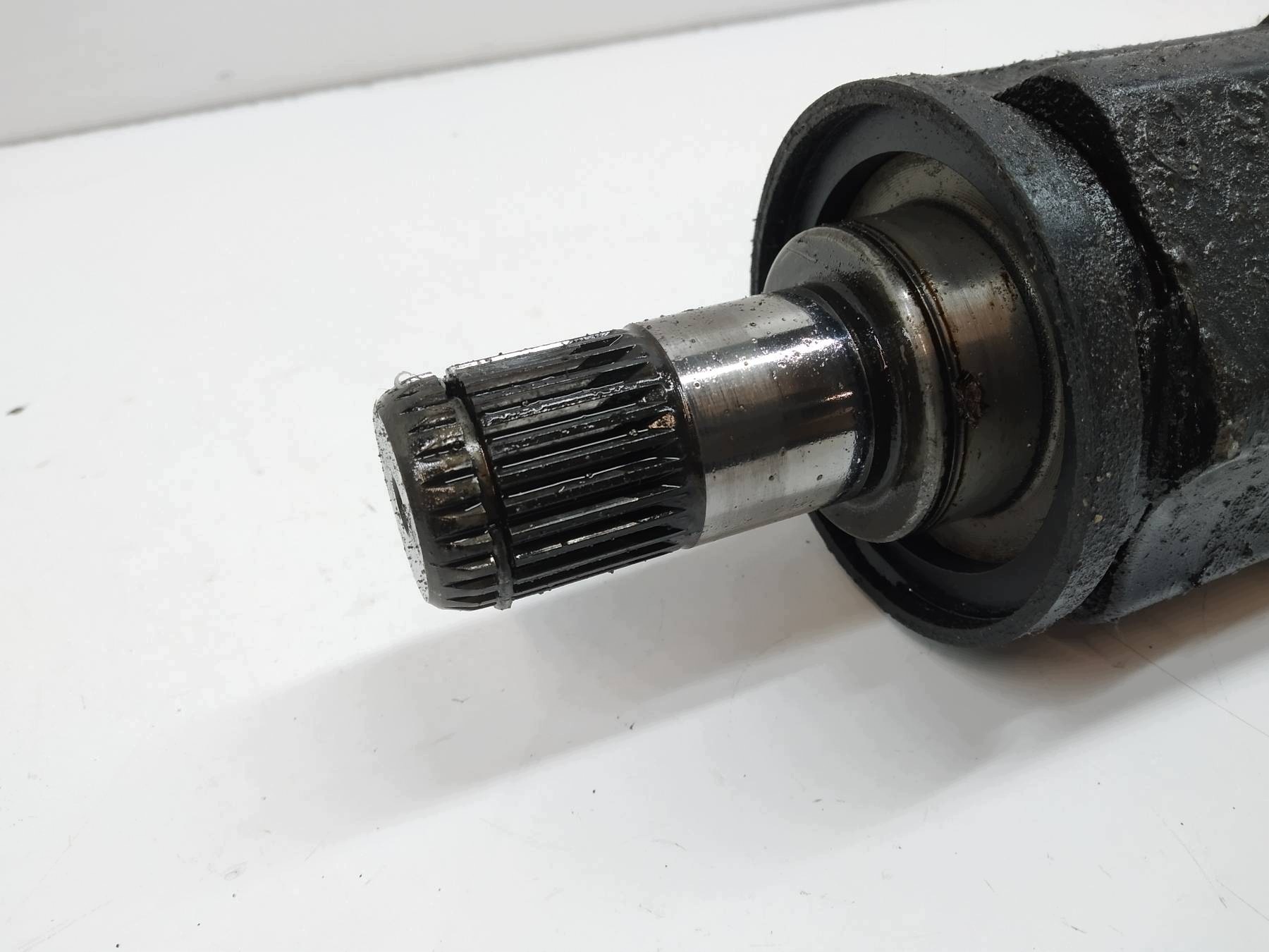 semi-axis left front 2.0 B 184 KM XDRIVE 9884747 Bmw Seria 5 VII G30 G31