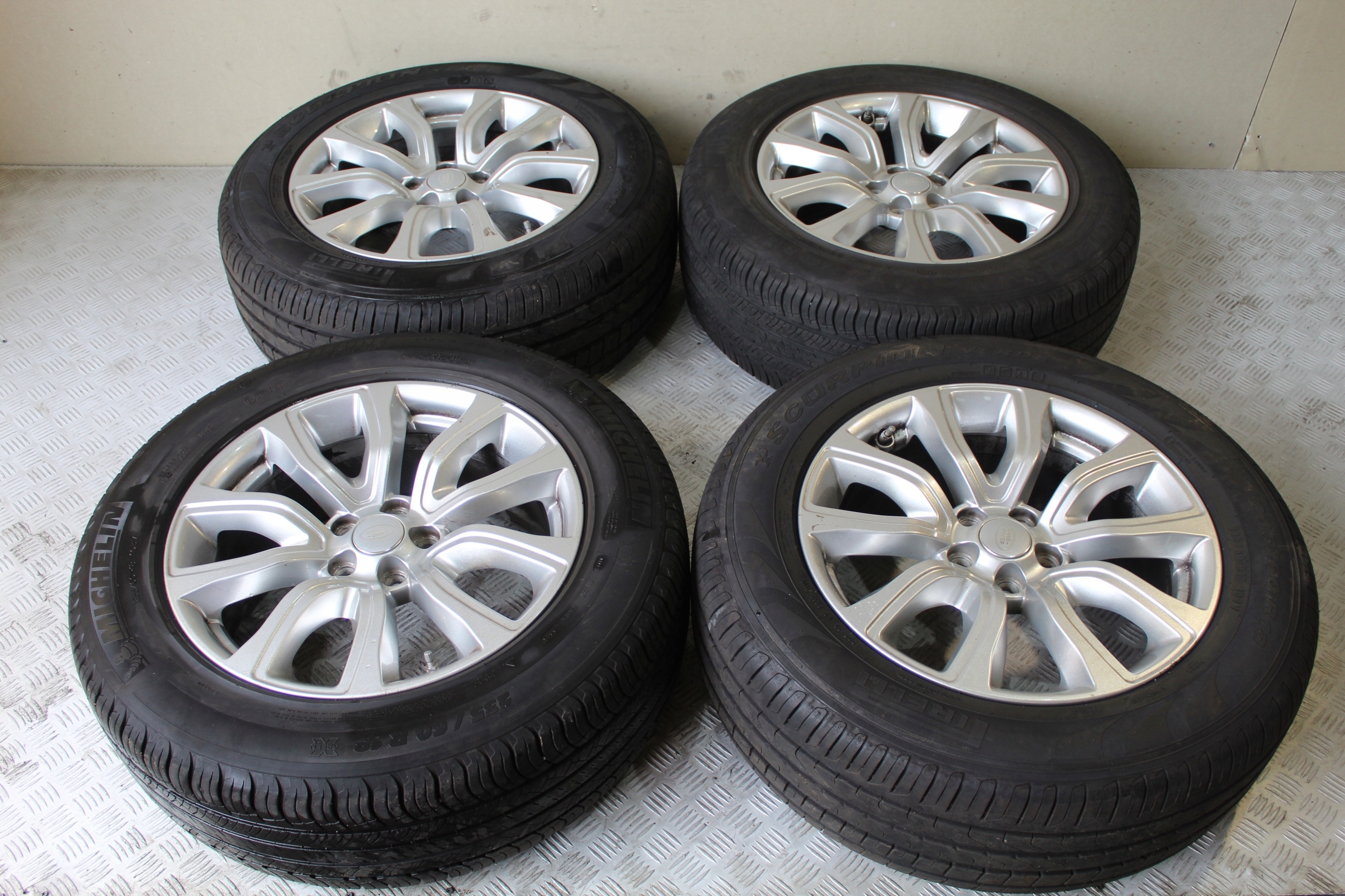 KOŁA FELGI ALUFELGI 235/60 R18 EVOQUE 2014