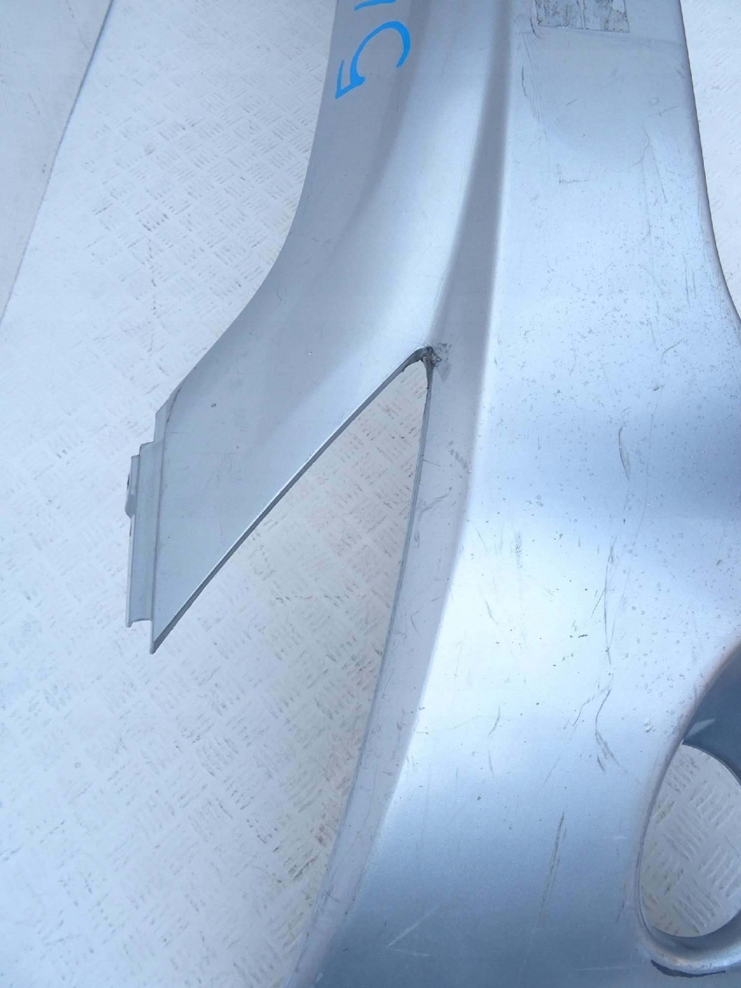 Mitsubishi Grandis bumper front front
