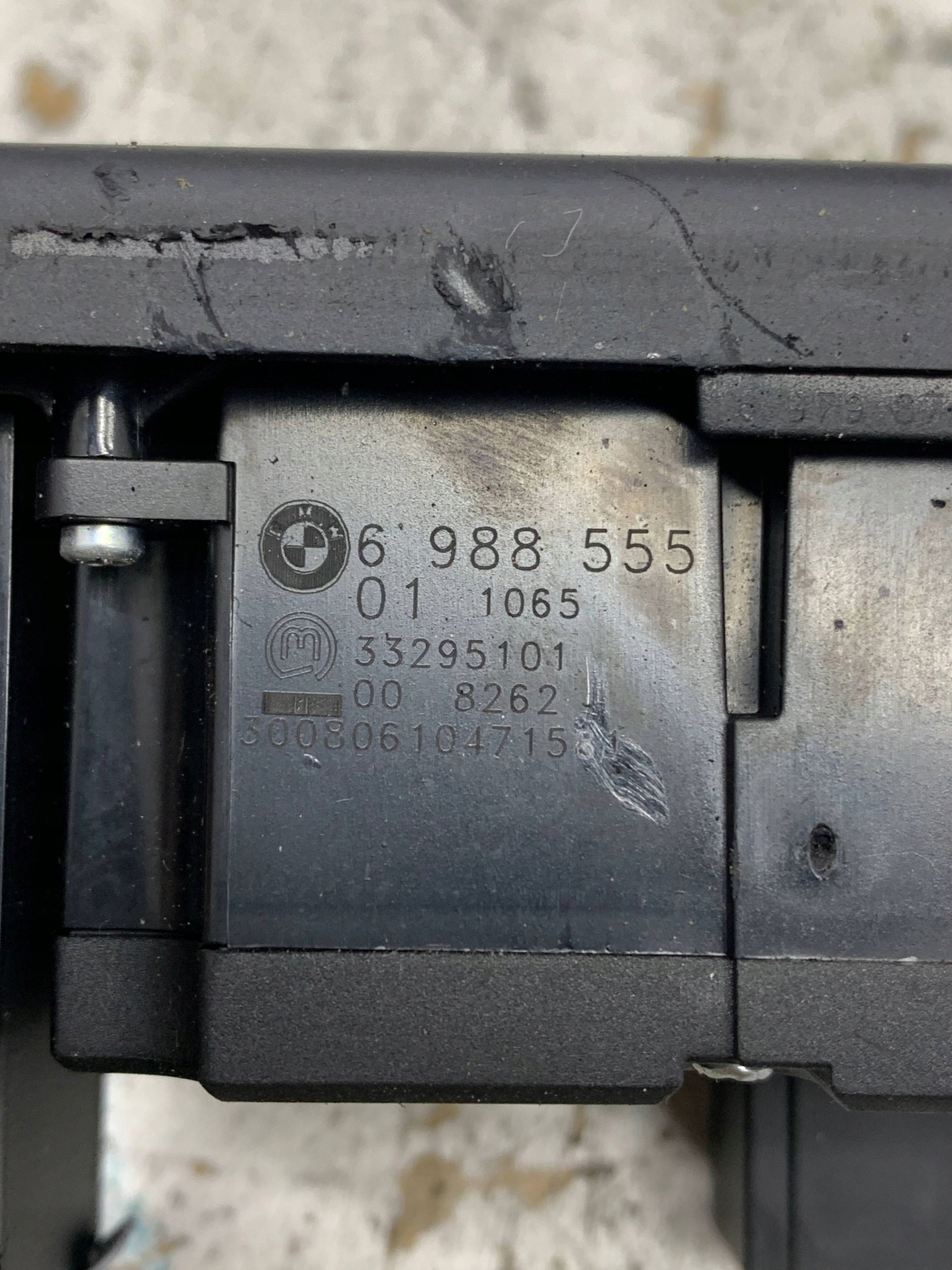 přepínač světel 6988555 BMW E60 (2003-2010) 2.0D