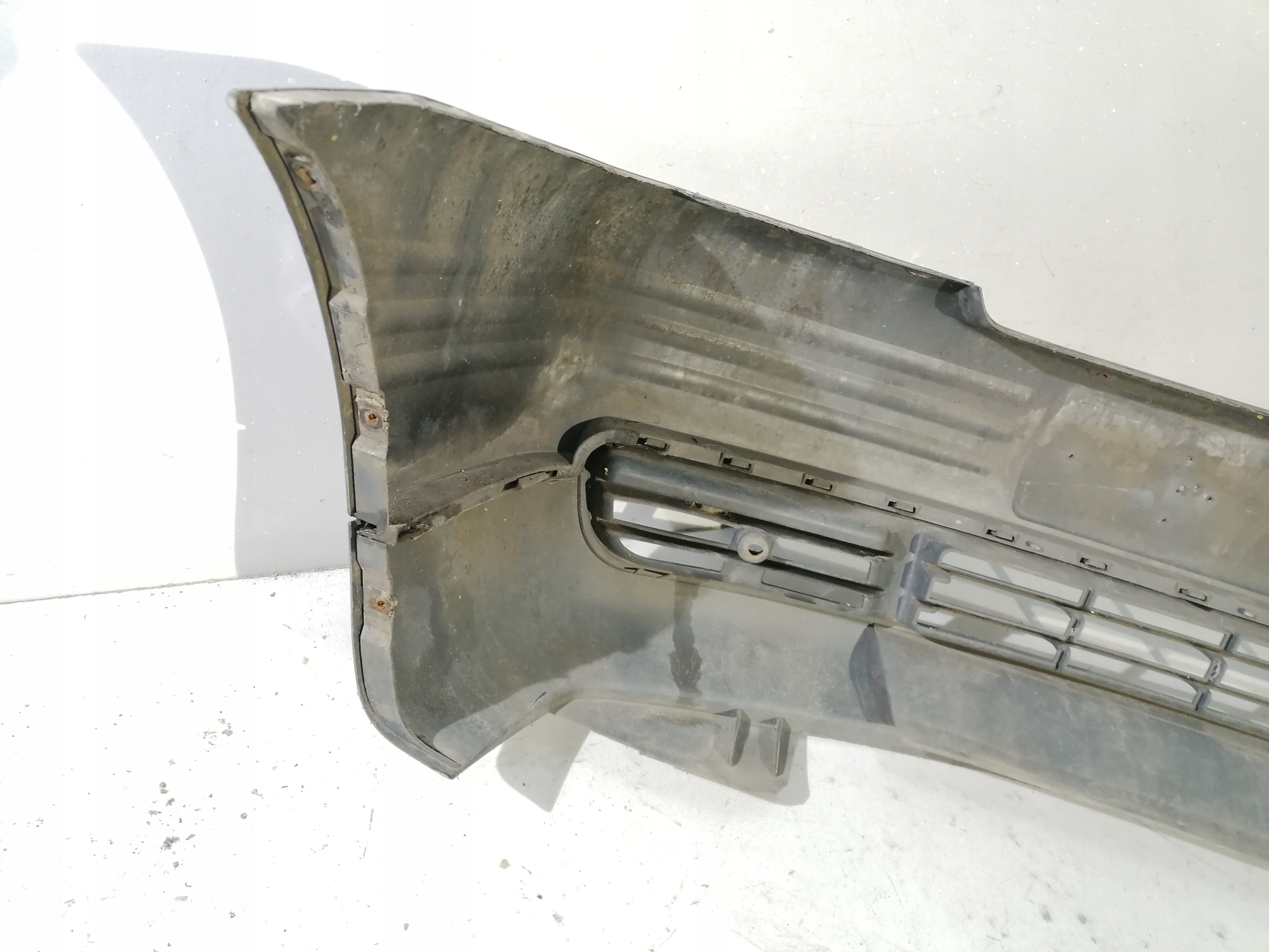 Seat Arosa nárazník předek přední L041
