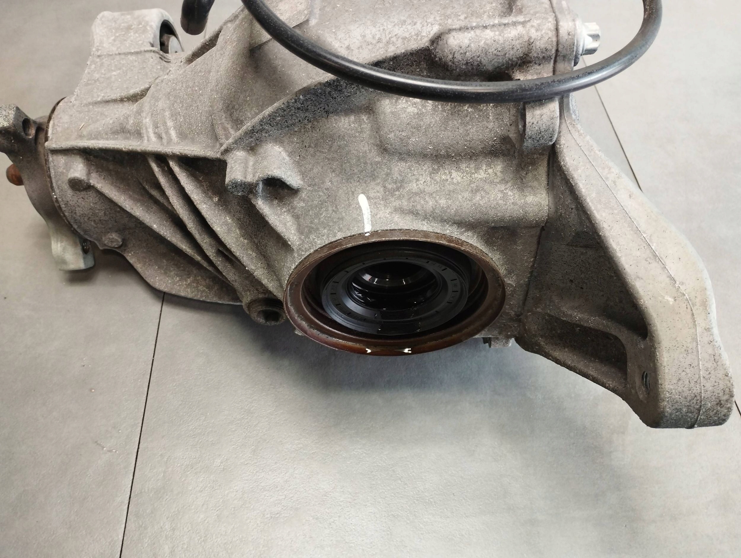 Mercedes-Benz GLE W166 3.0 CDI diff differential rear part A166351100