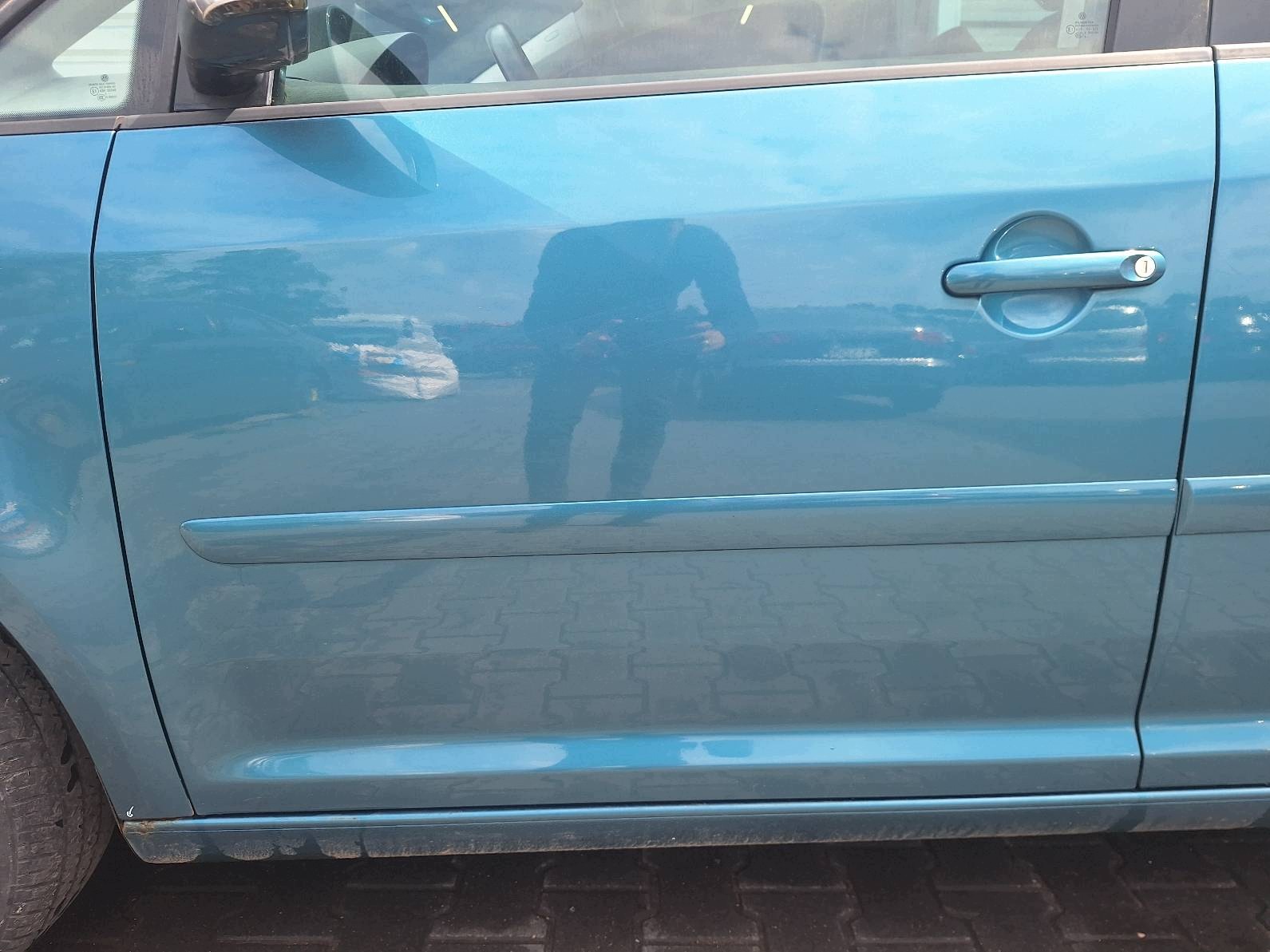 door complete left front VOLKSWAGEN TOURAN and LC5Q