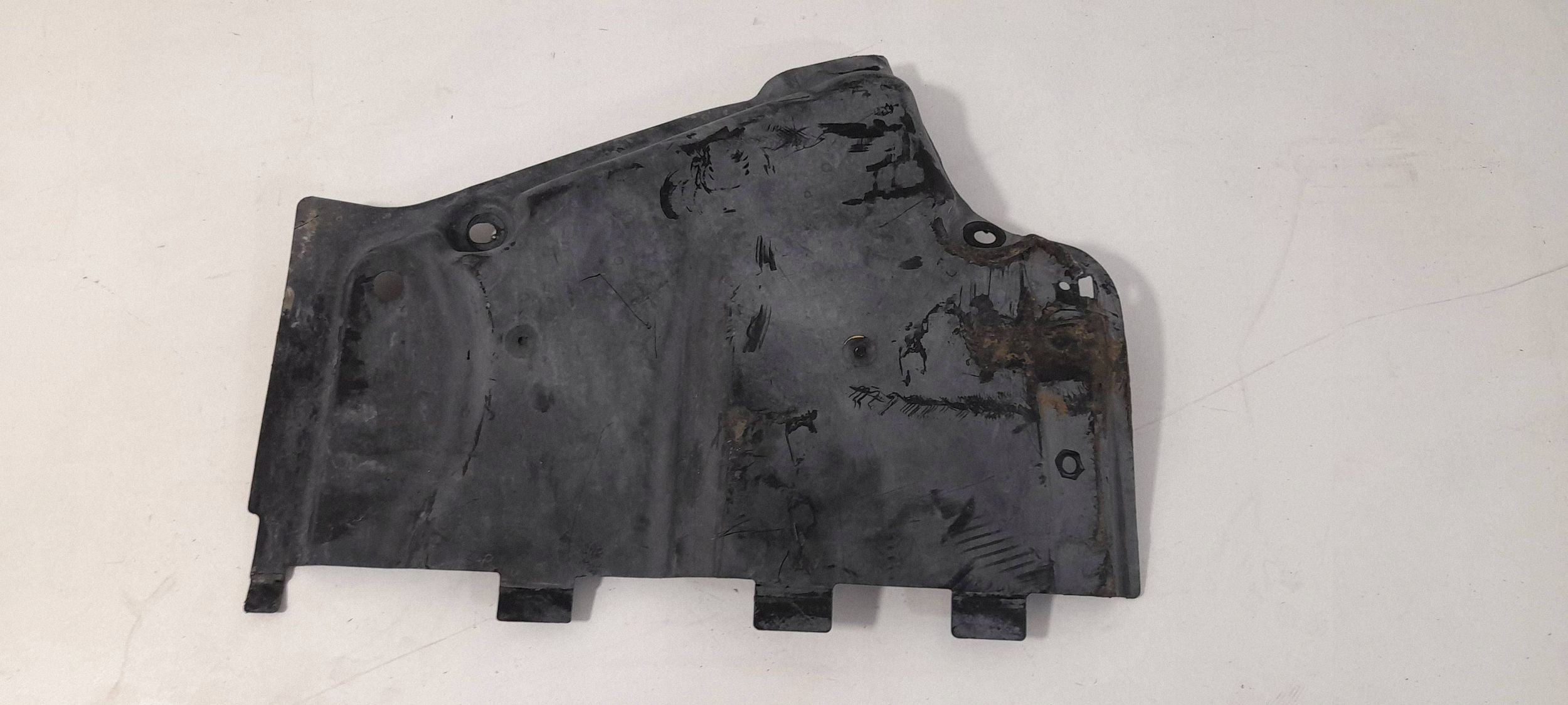 Audi Q5 SQ5 FY cover front chassis right 80A825202A (PL516)