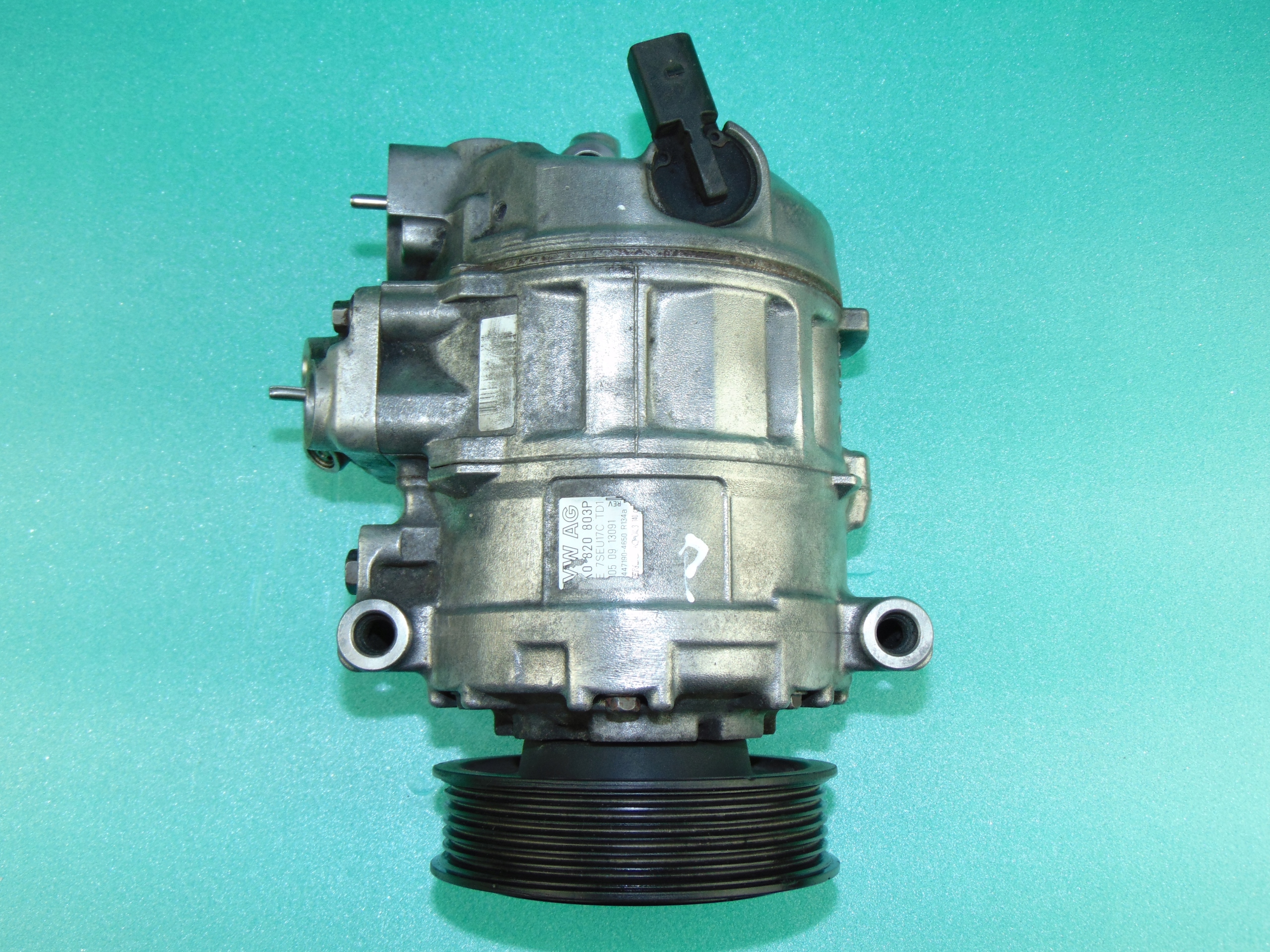 compressor; compressor of the air conditioning 1K0820803P 2,0FSI 2,0TDI