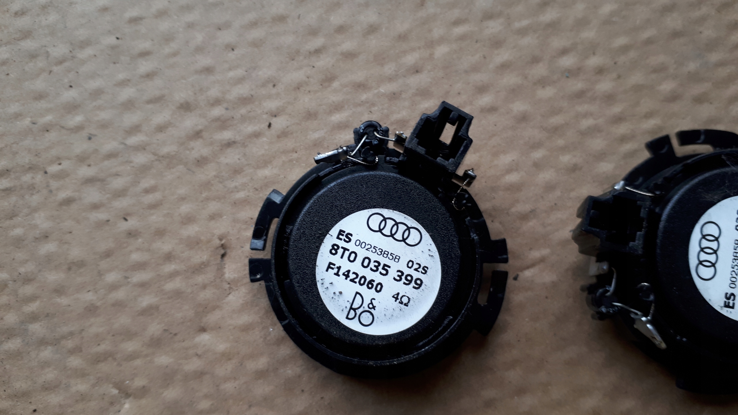S4 B8 A4 speaker bang OLUFSEN 8T0035399 A5 S5