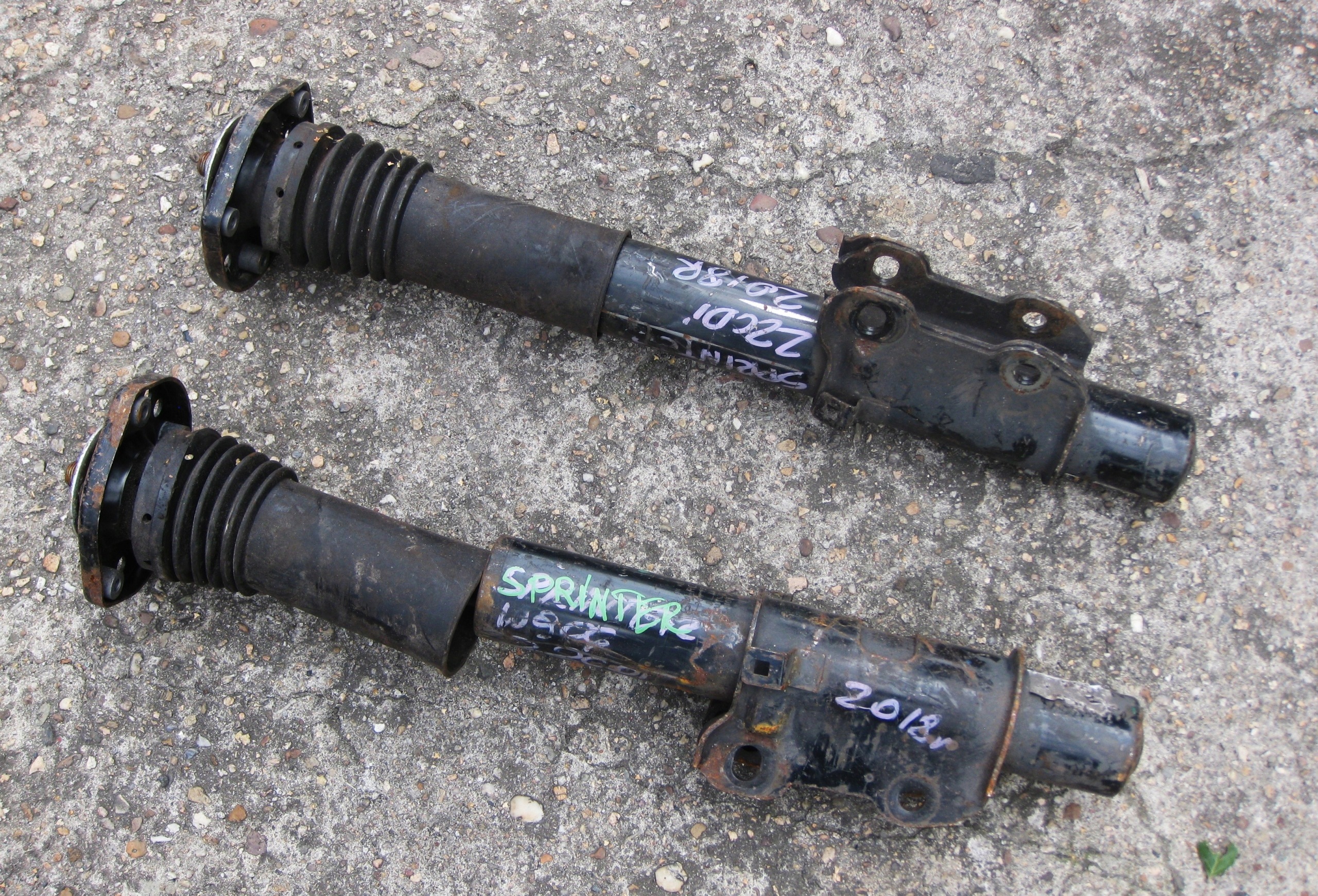 MERCEDES SPRINTER W906 shock absorbers front right left A9063231500