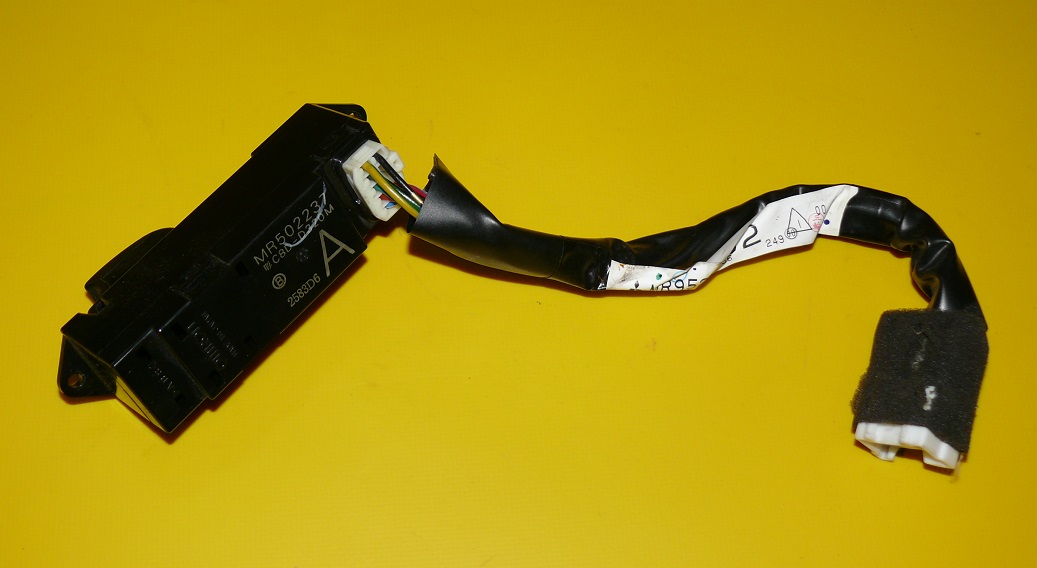 PANEL button of control window right front MITSUBISHI OUTLANDER and 1 01-08