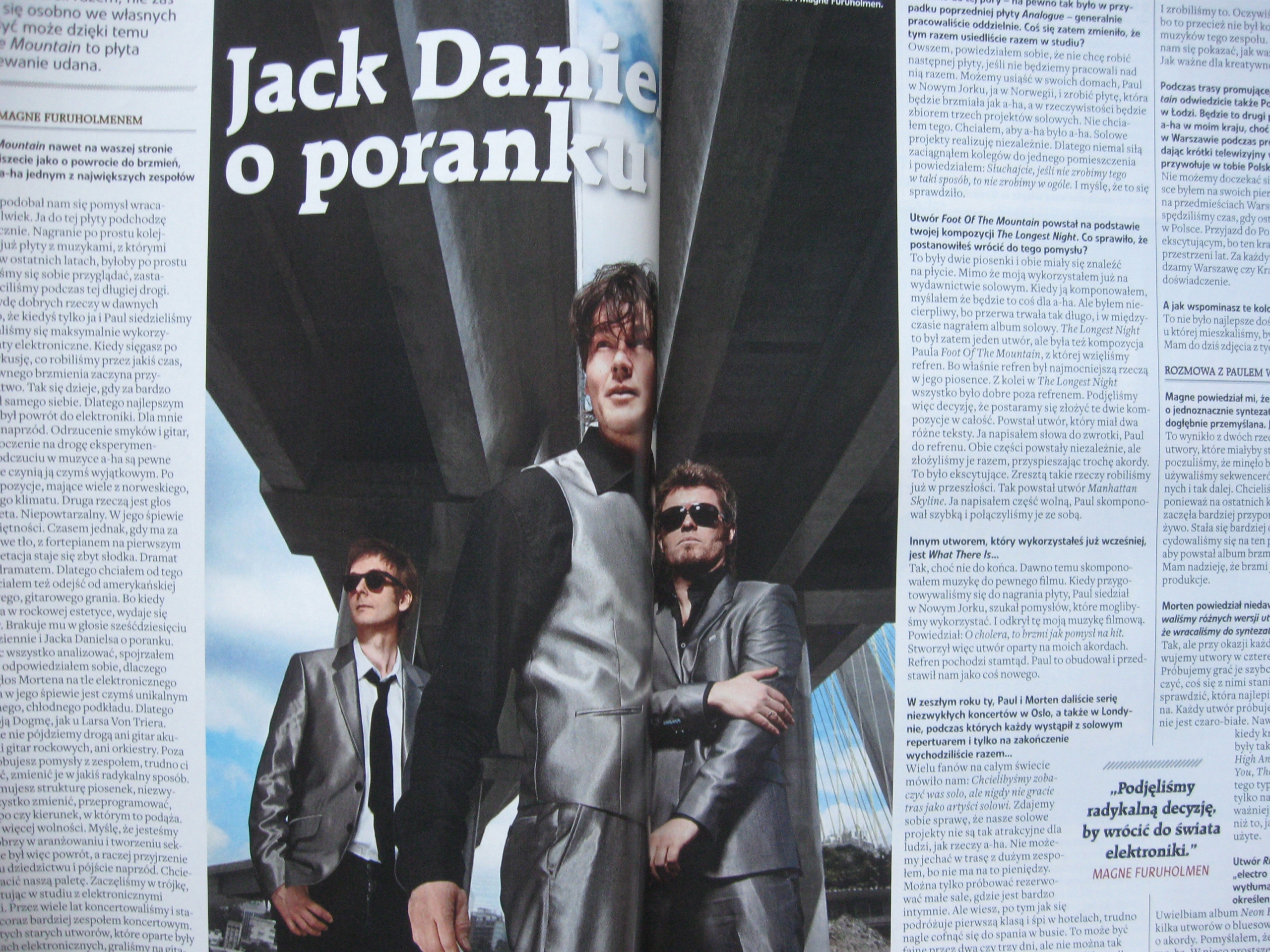 TERAZ ROCK Closterkeller, Pearl Jam, U2, Maniac Street, - 9/2009 Rok wydania 2009