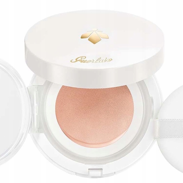 Abeille Royale Bee Glow Aqua Cushion 02