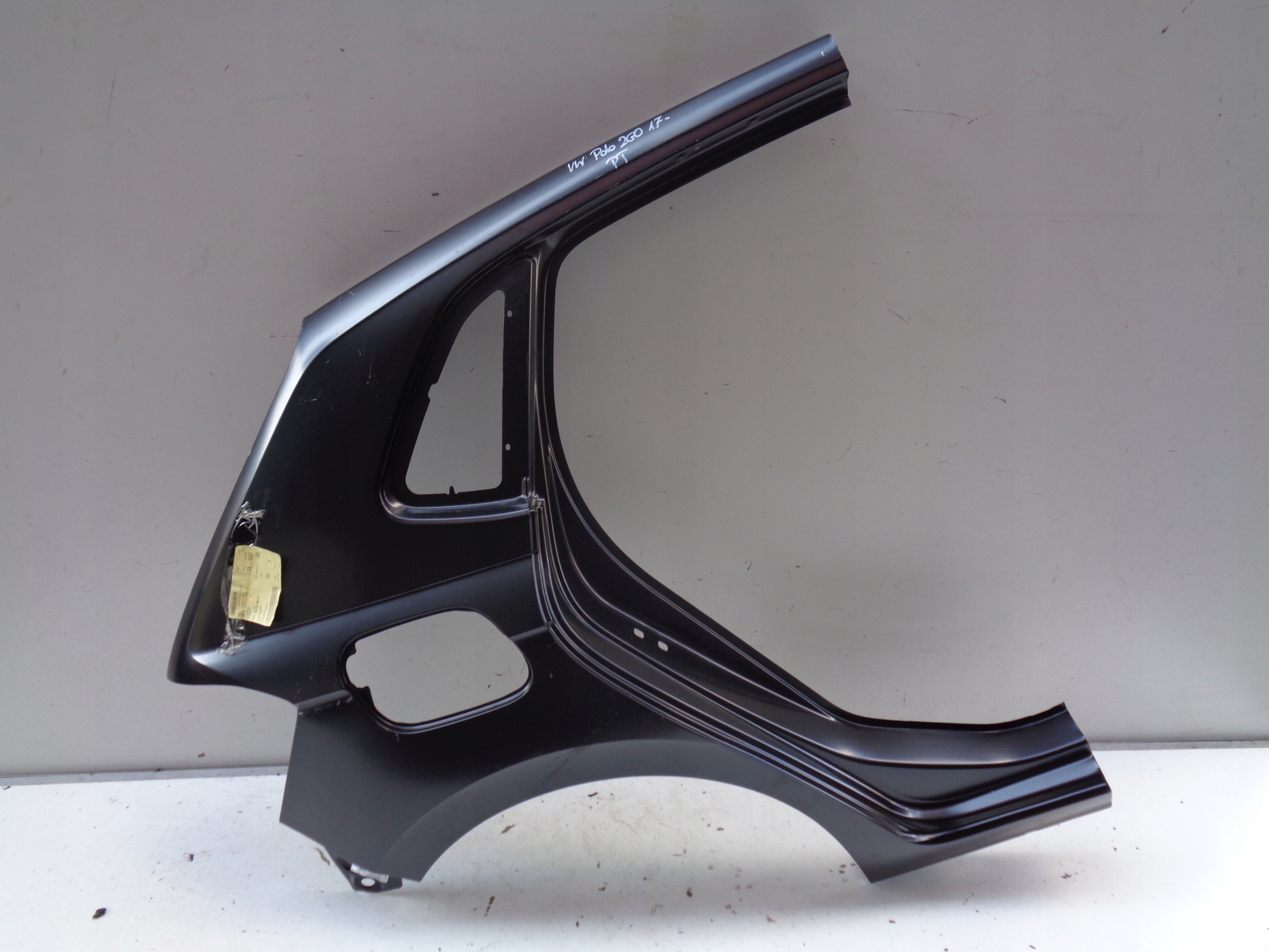 BŁOTNIK PRAWY TYLNY REPERATURKA VW POLO 2G 2G0 17-