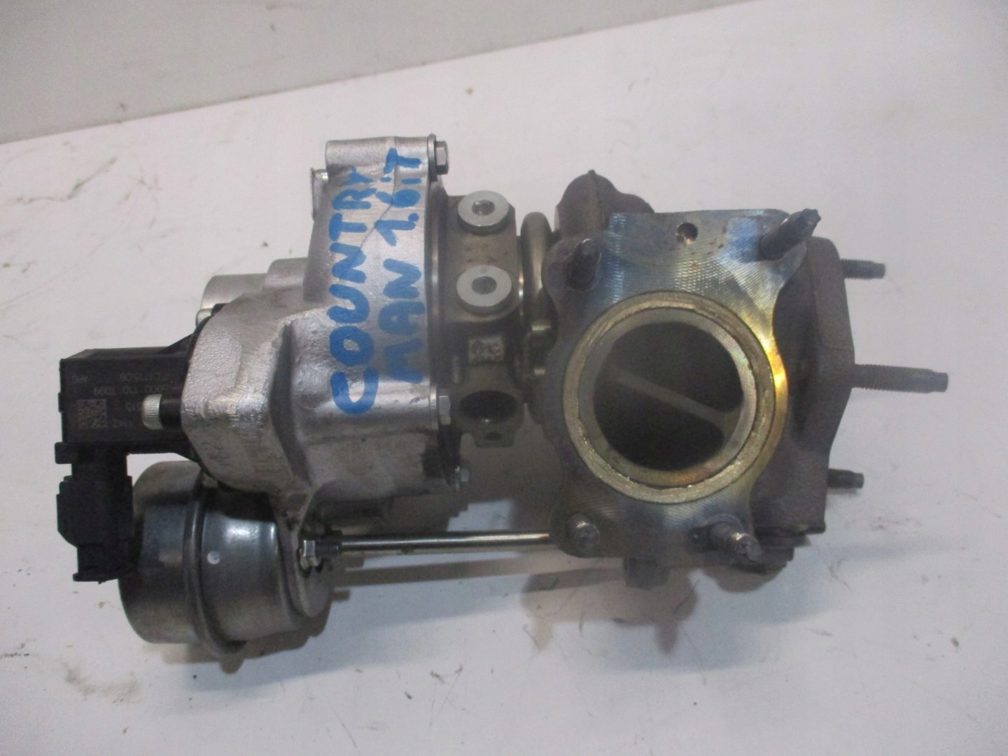 turbo MINI COUNTRYMAN 1,6iT 7595678