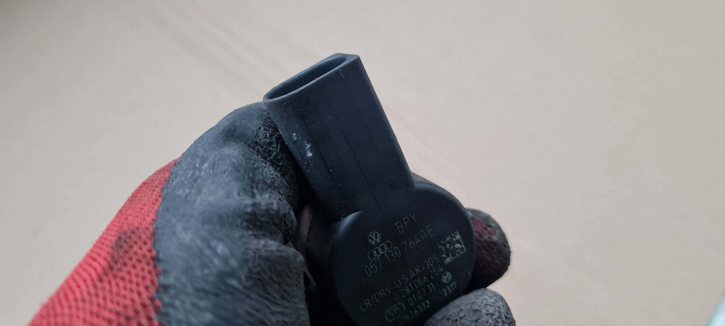 A7 4G Sensor REGULATOR Sensor des Kraftstoffsbehälters 3.0 TDI A6 C7 4G A4 B8 Q5 057130764AE