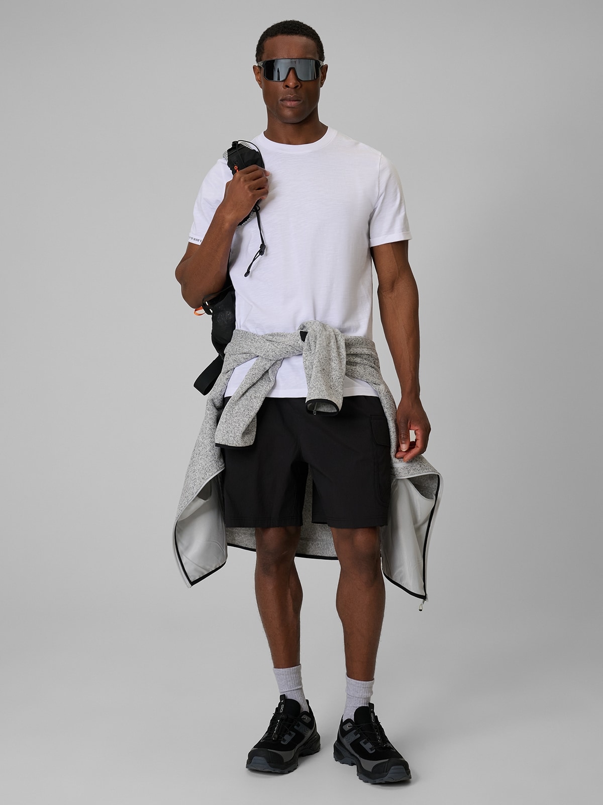 4F Kraťasy Černé Regular S Kapsami 3XL