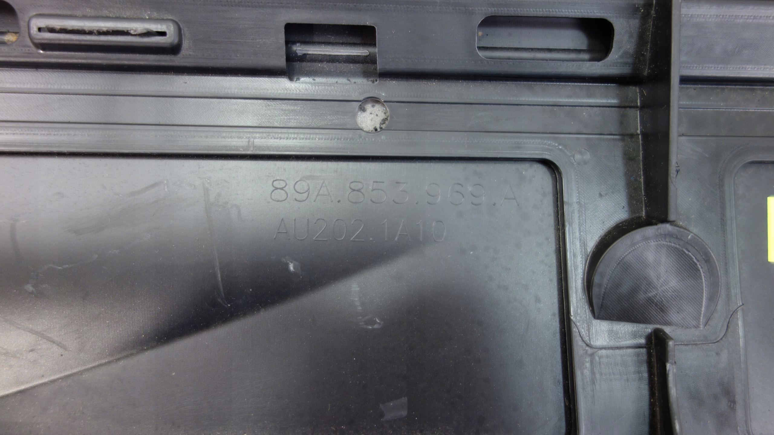 moulding door left rear part AUDI Q4 E-TRON 2021- 89A853969A