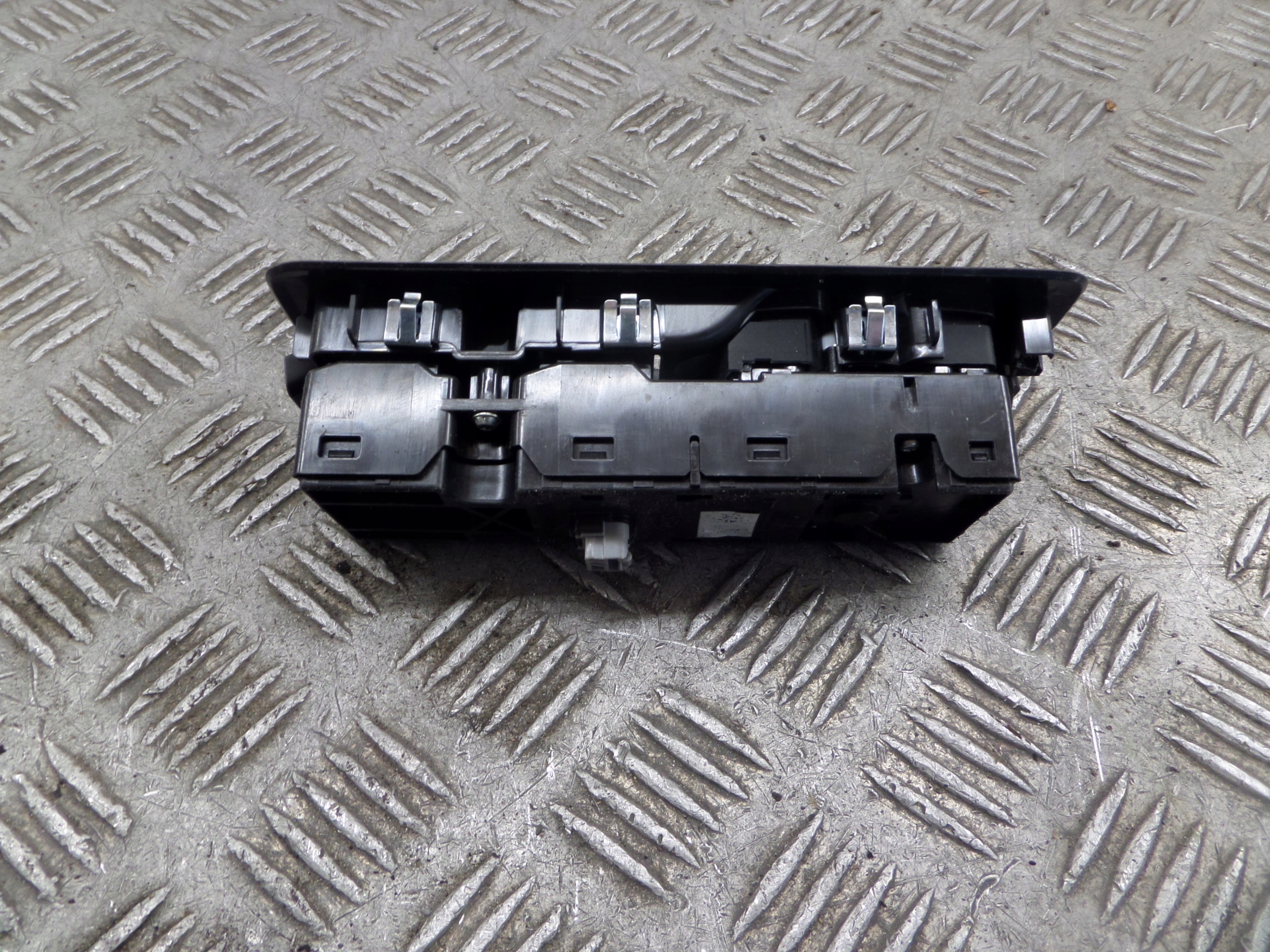window control switch left Ford Custom mk2 24r PZ3T-14540-BAW