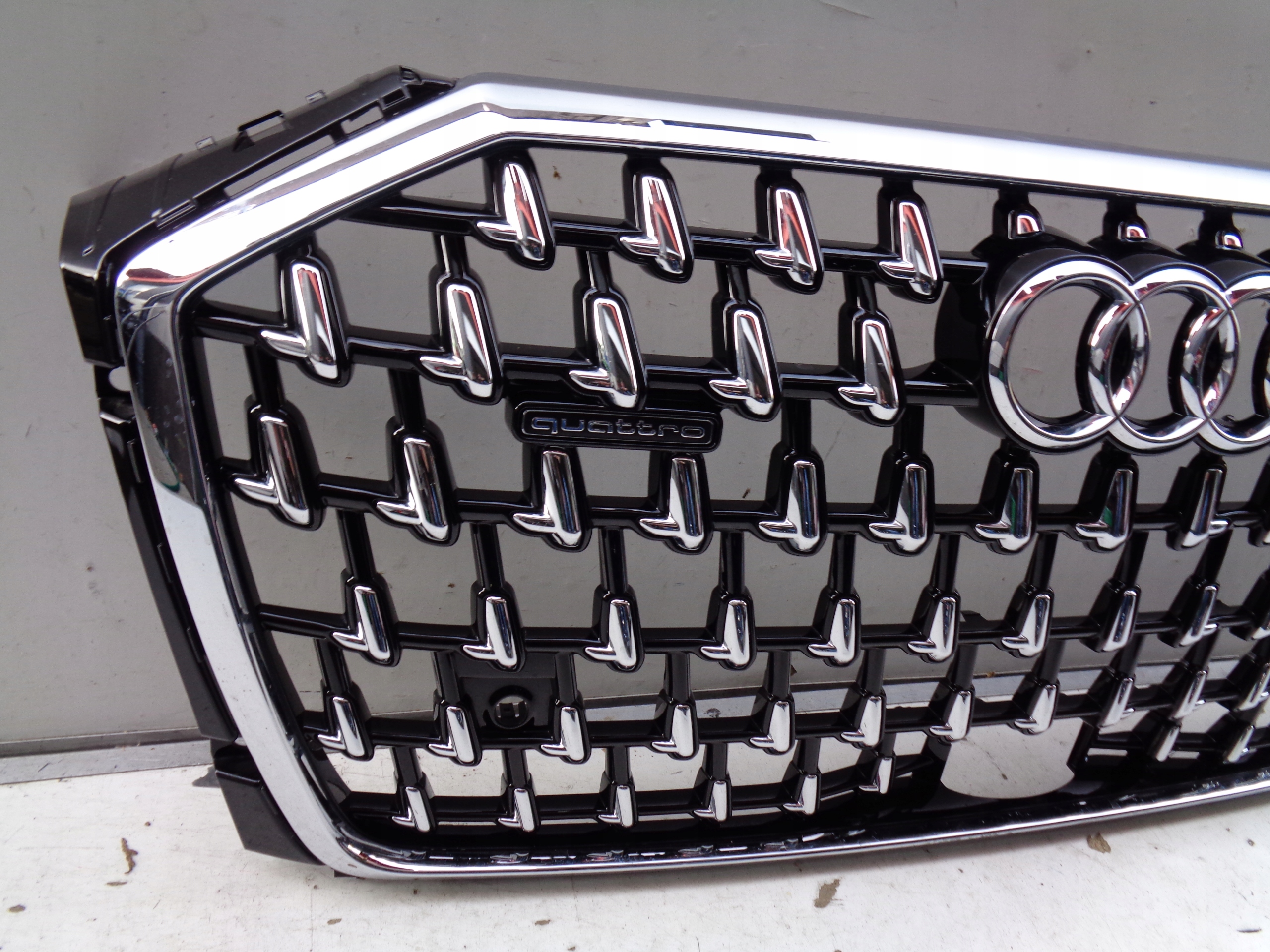 Grille AUDI A8 D5 4N 4N0 21- LIFT
