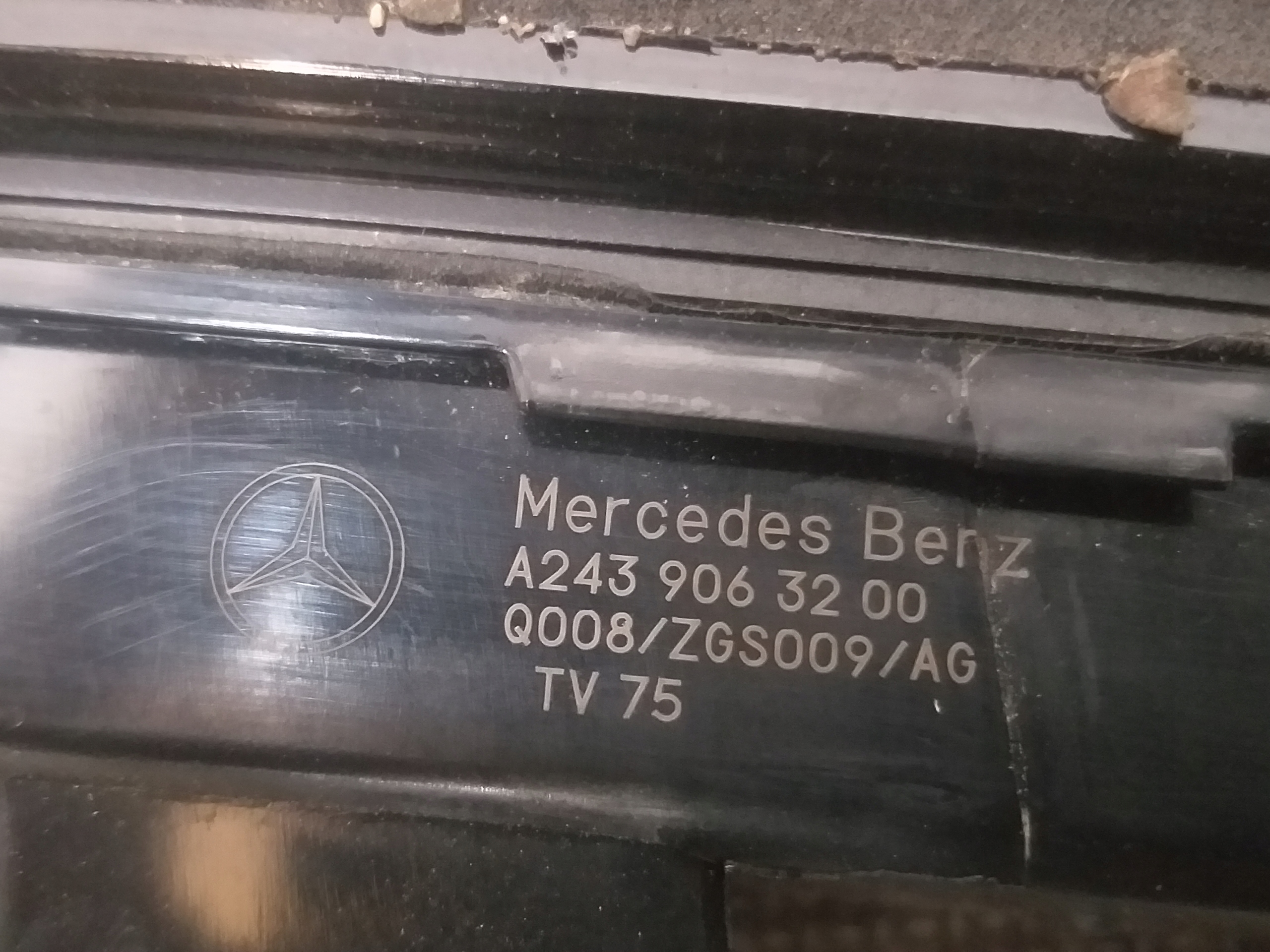 LIGHT FRONT MERCEDES EQA LED W243 A2439063200
