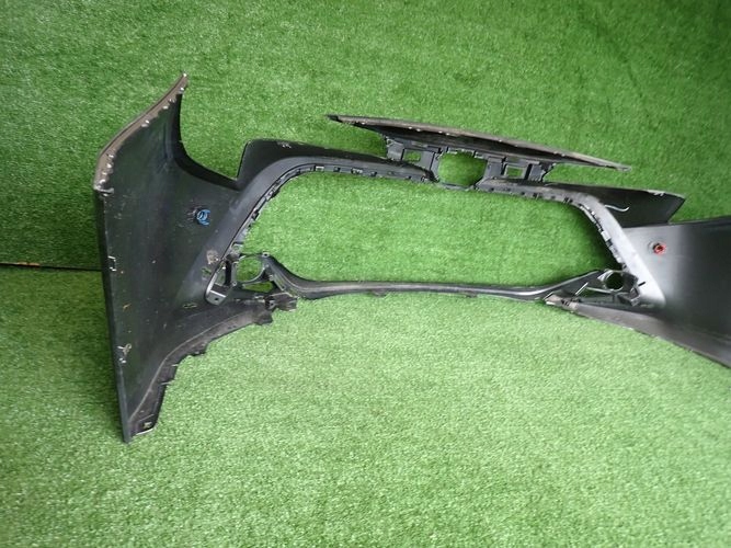TOYOTA COROLLA E21 HB KOMBI LIFT 23- Frontstoßstange vorne