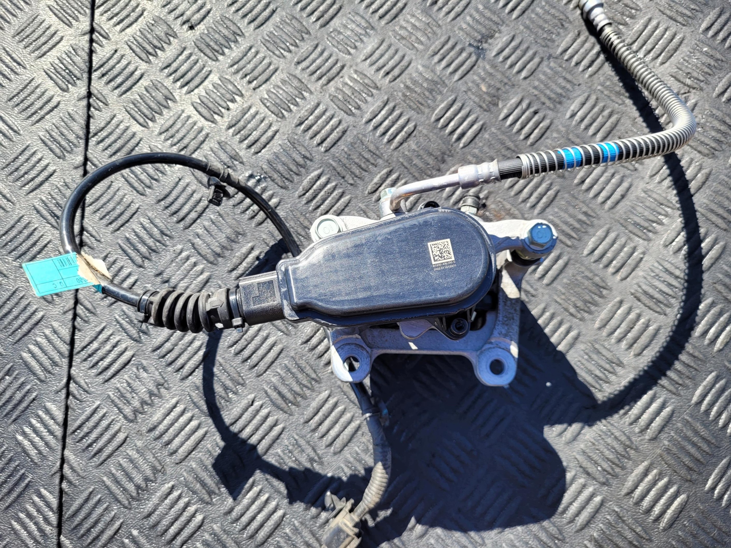 caliper rear part rear electrical left SSANGYONG KGM TORRES EVX