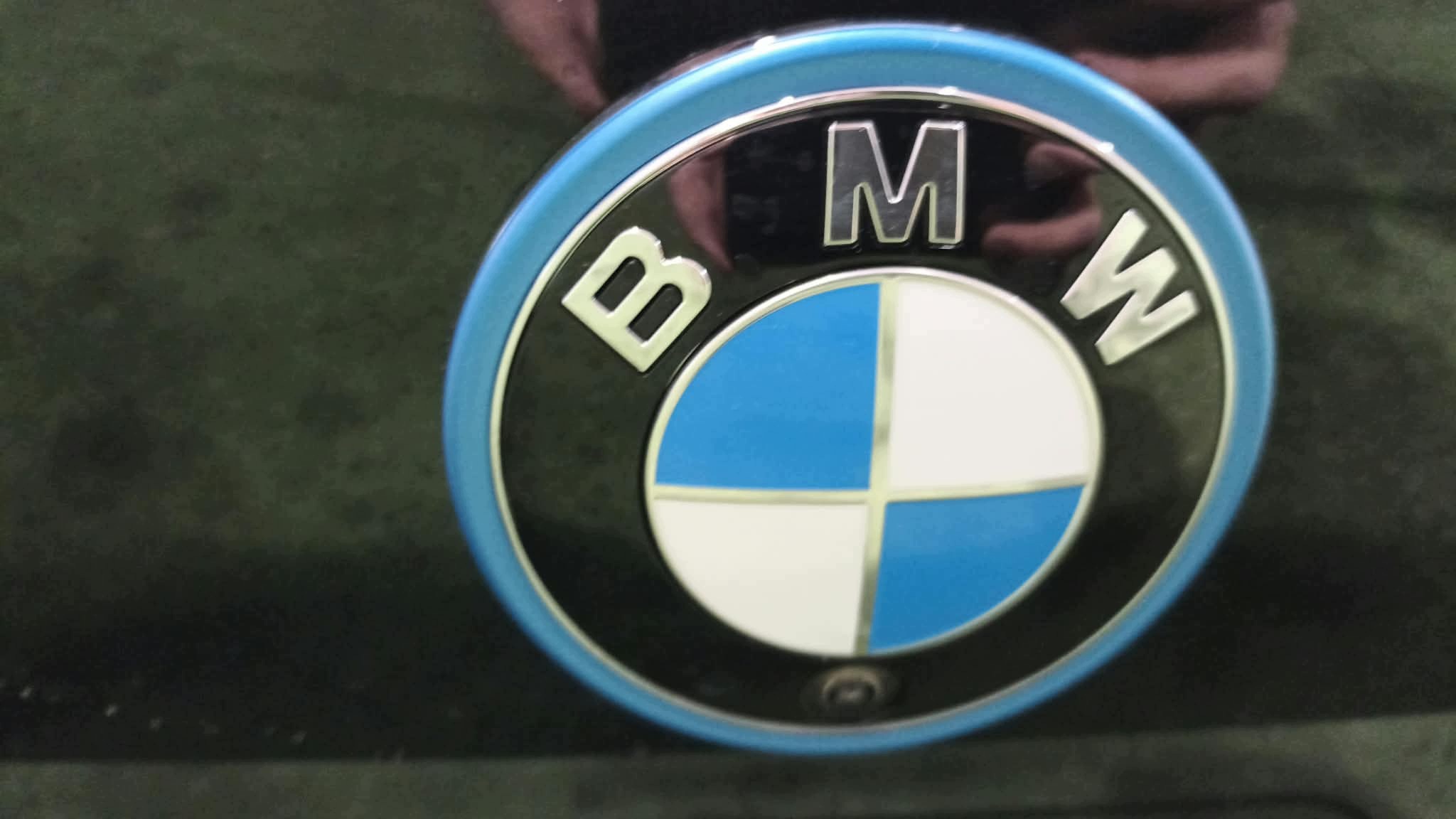 BMW I4 G26 boot door boot colour 475 BLACKSAPHIRRE METALLIC