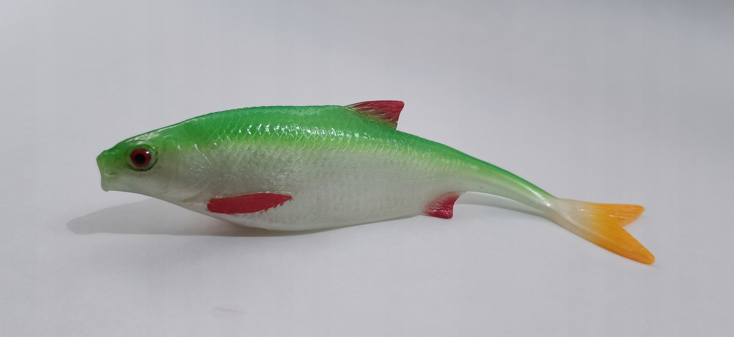 

Sewro Custom Płoć Fluo 19,5cm naturalny ogon