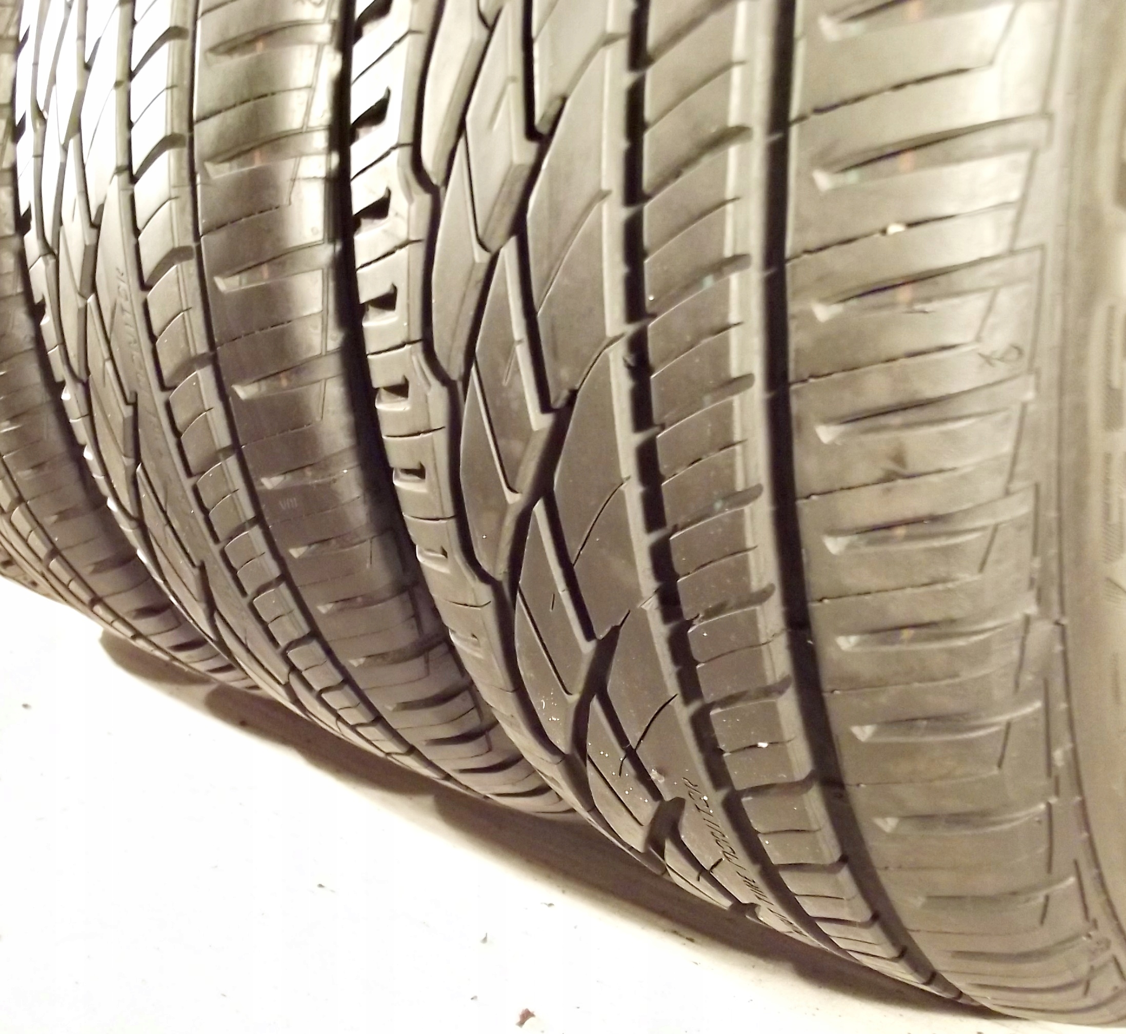 Opony letnie 225 55R18 98V GENERAL GRABBER GT EAN 4032344595139