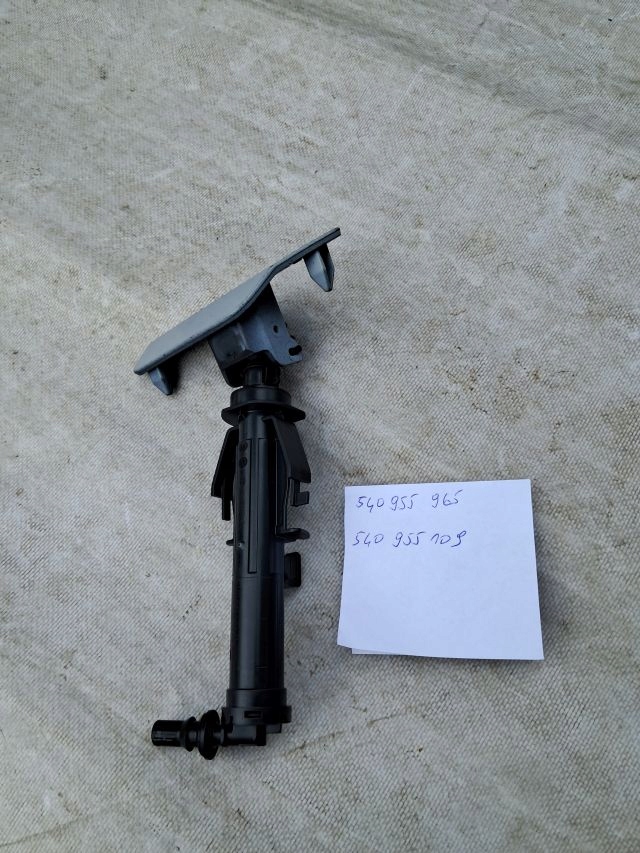 ЛЕВАЯ ШАЙБА БРЫЗГ ГОЛЬФ 7 2012-2016 5G0955965 5G0955109