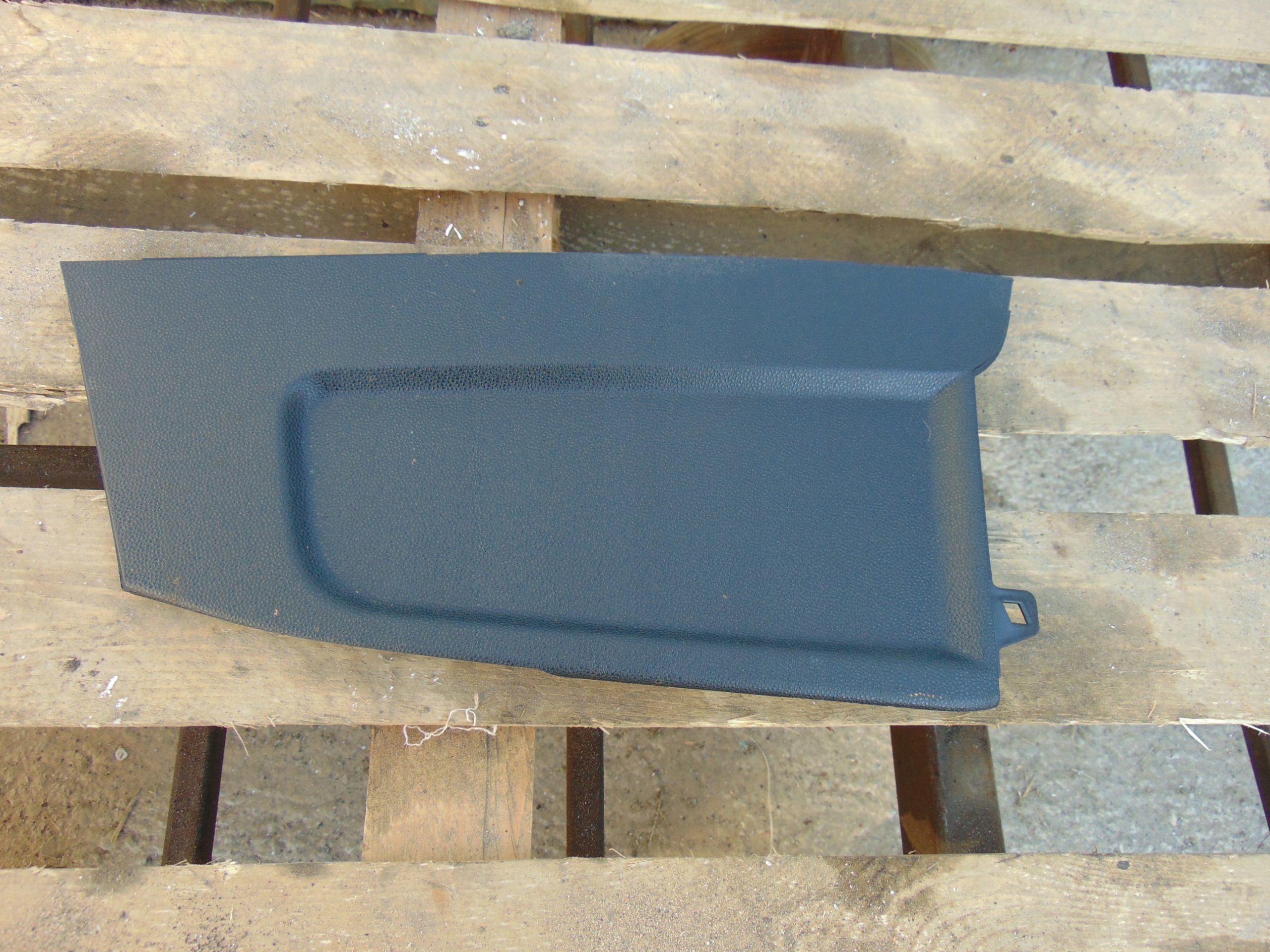 пластик заглушка FORD ECOSPORT MK2