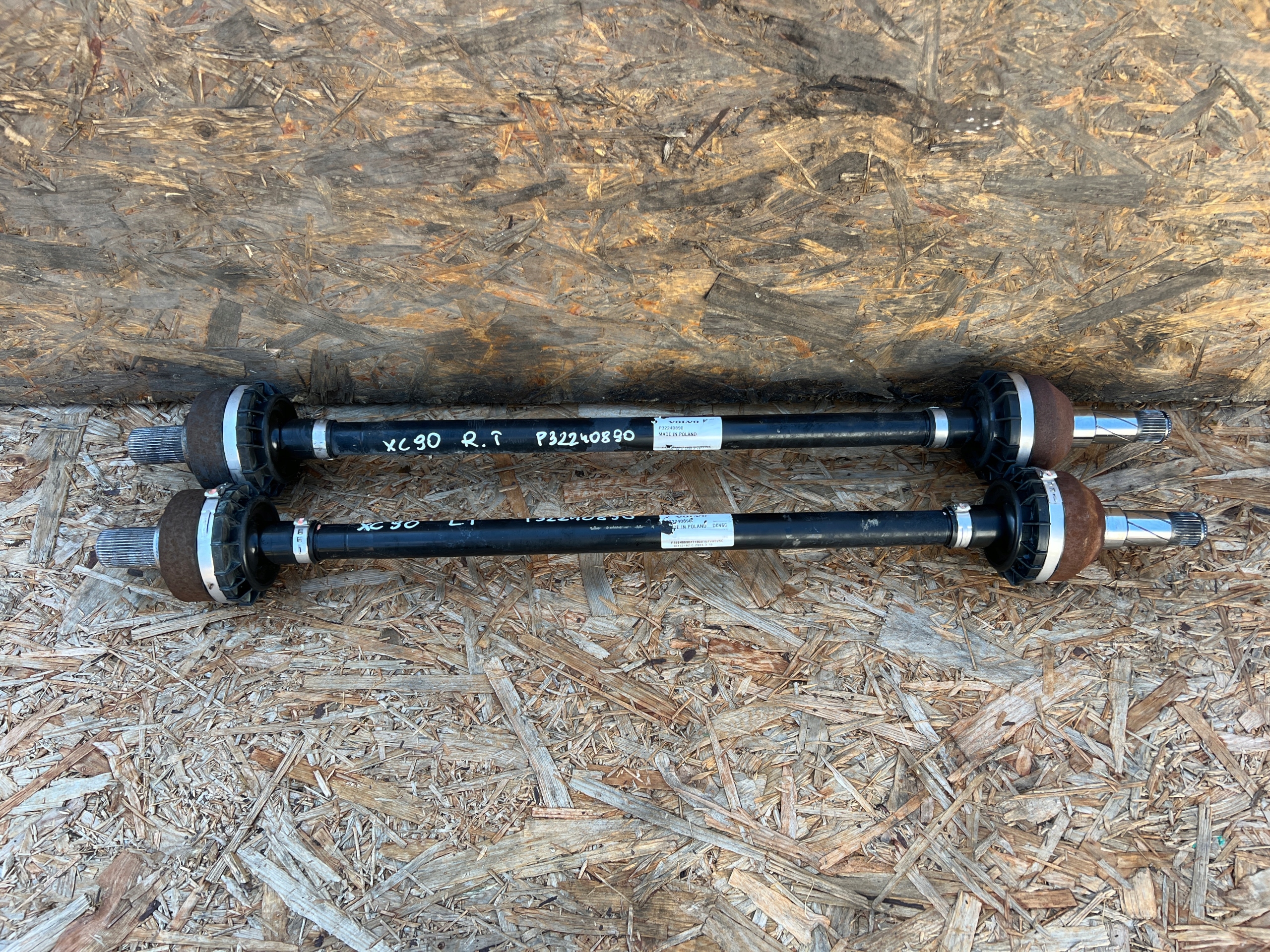 VOLVO XC90 II semi-axis rear part left right P32240890