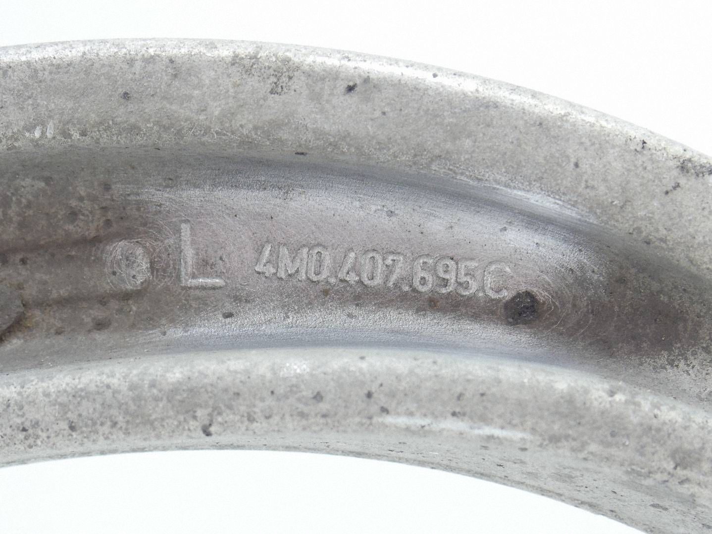 arm front left front AUDI Q7 4M 4M0407695C