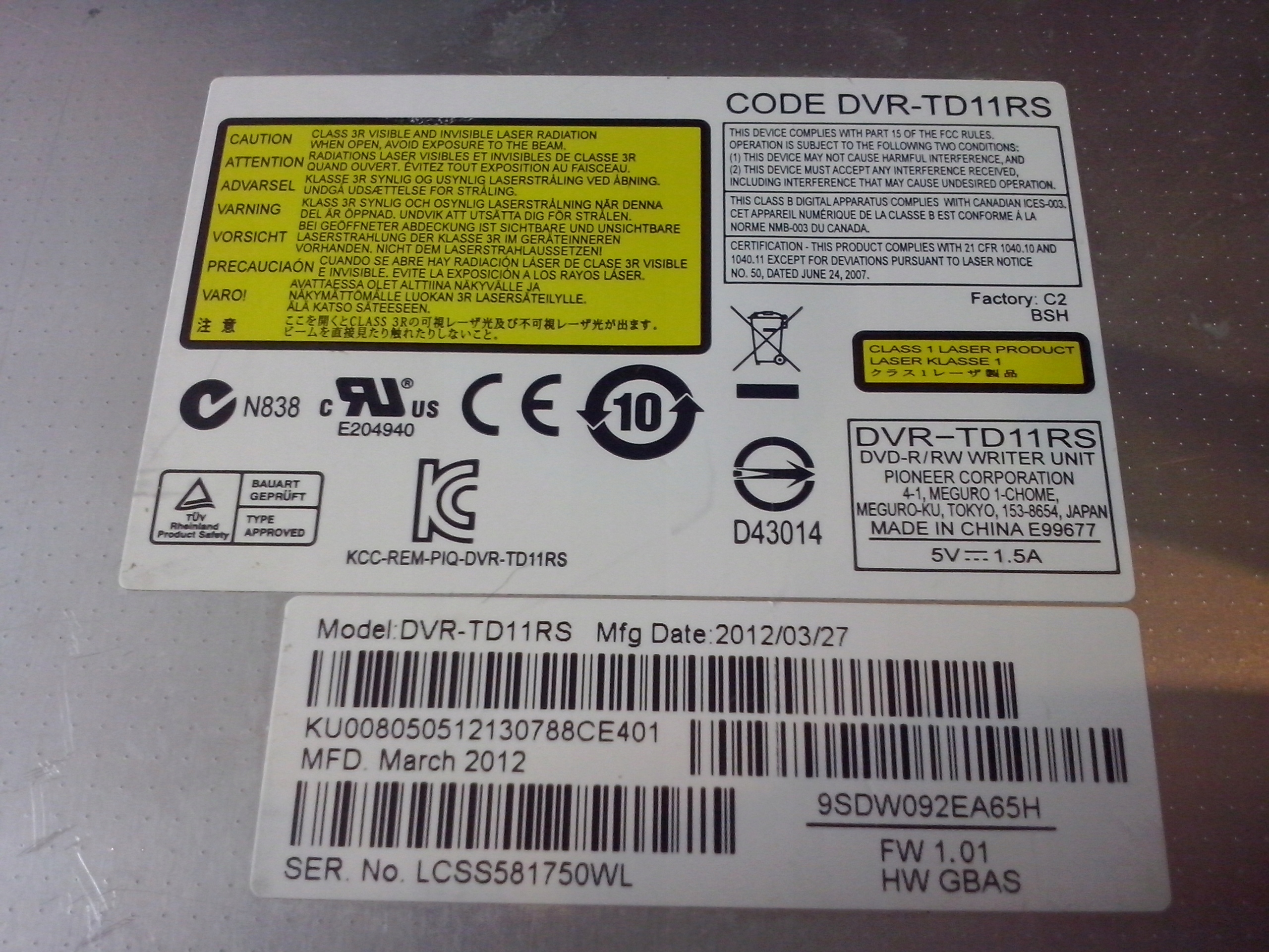 Nagrywarka DVD PIONEER DVD-RW DVRTD11RS (8) Model DVR-TD11RS