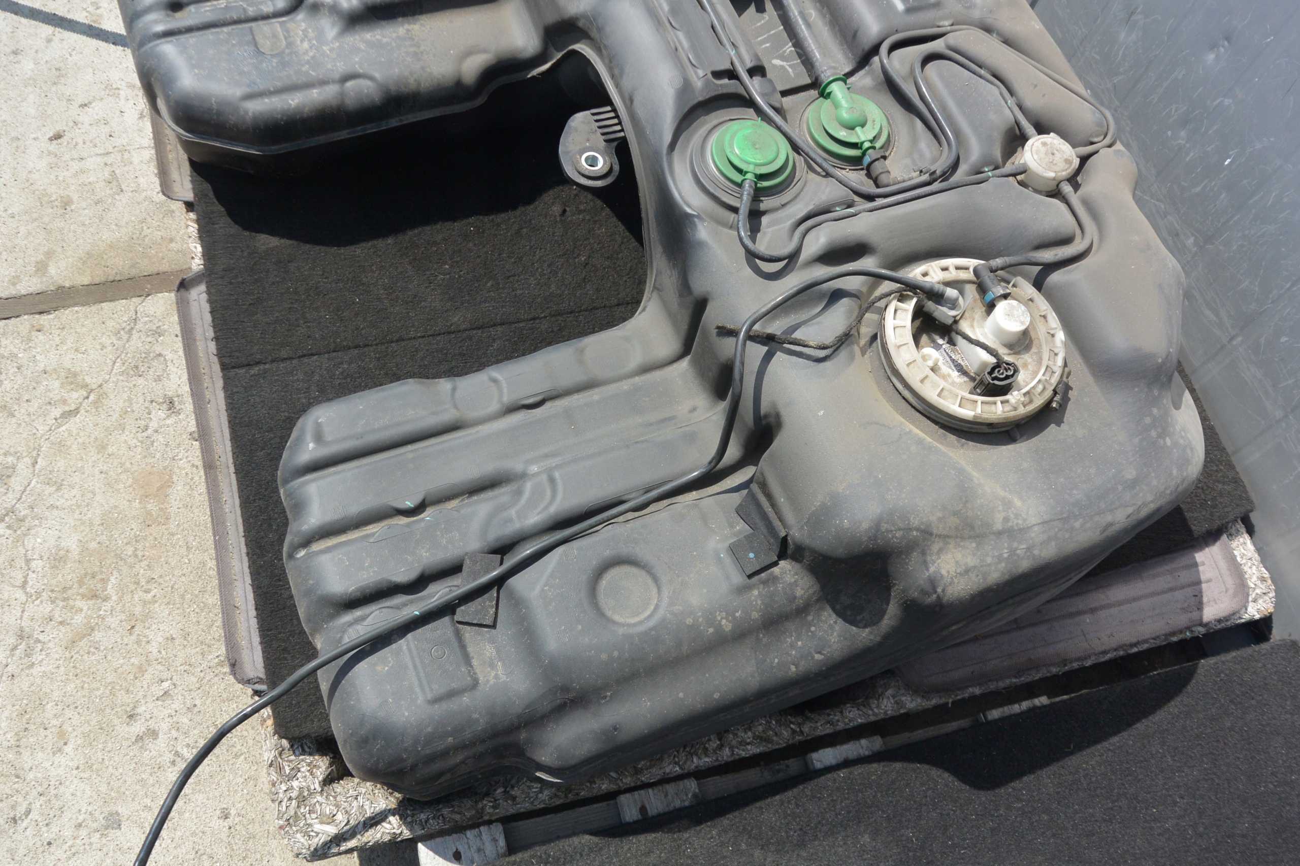 TANK 4.8 BENZIN V8 N62 BMW X5 E7