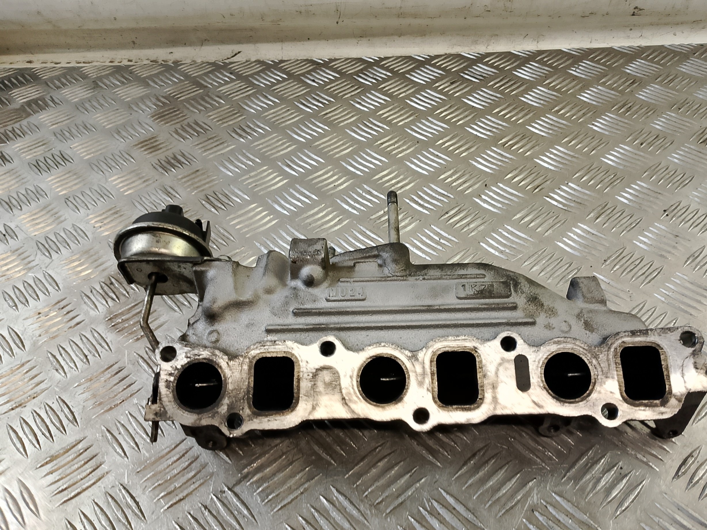 intake manifold OPEL SIGNUM 3.0 CDTI MU24