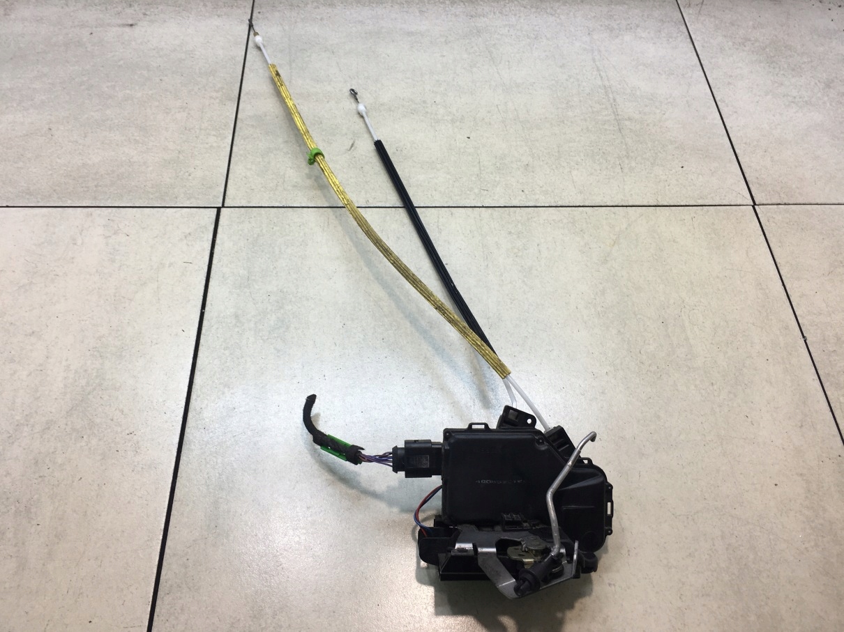 lock door left rear part A6 C5 2.5 TDI 4B0839015B