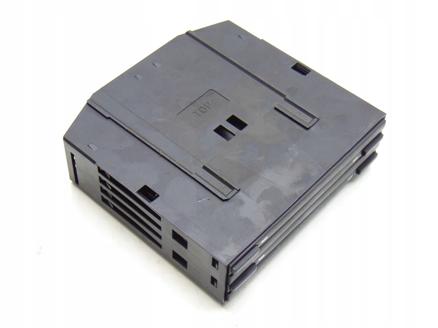 POJEMNIK maniglia per PLYTY CD BOX KIA SORENTO e 02