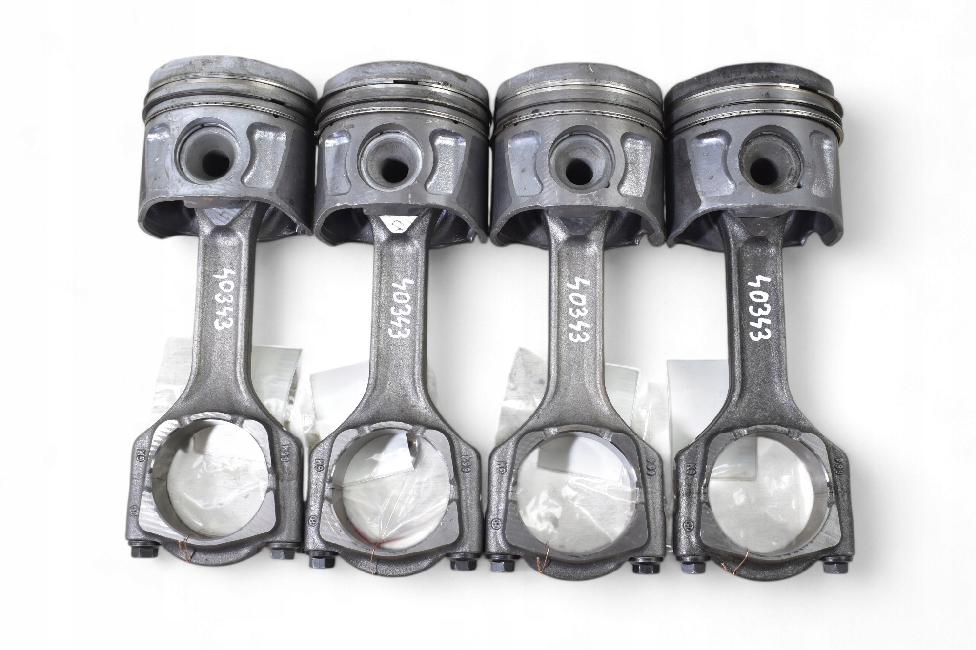 piston connecting rod 55571641 OPEL INSIGNIA A ASTRA J 2.0 CDTI A20DTH A20DTL A20DT