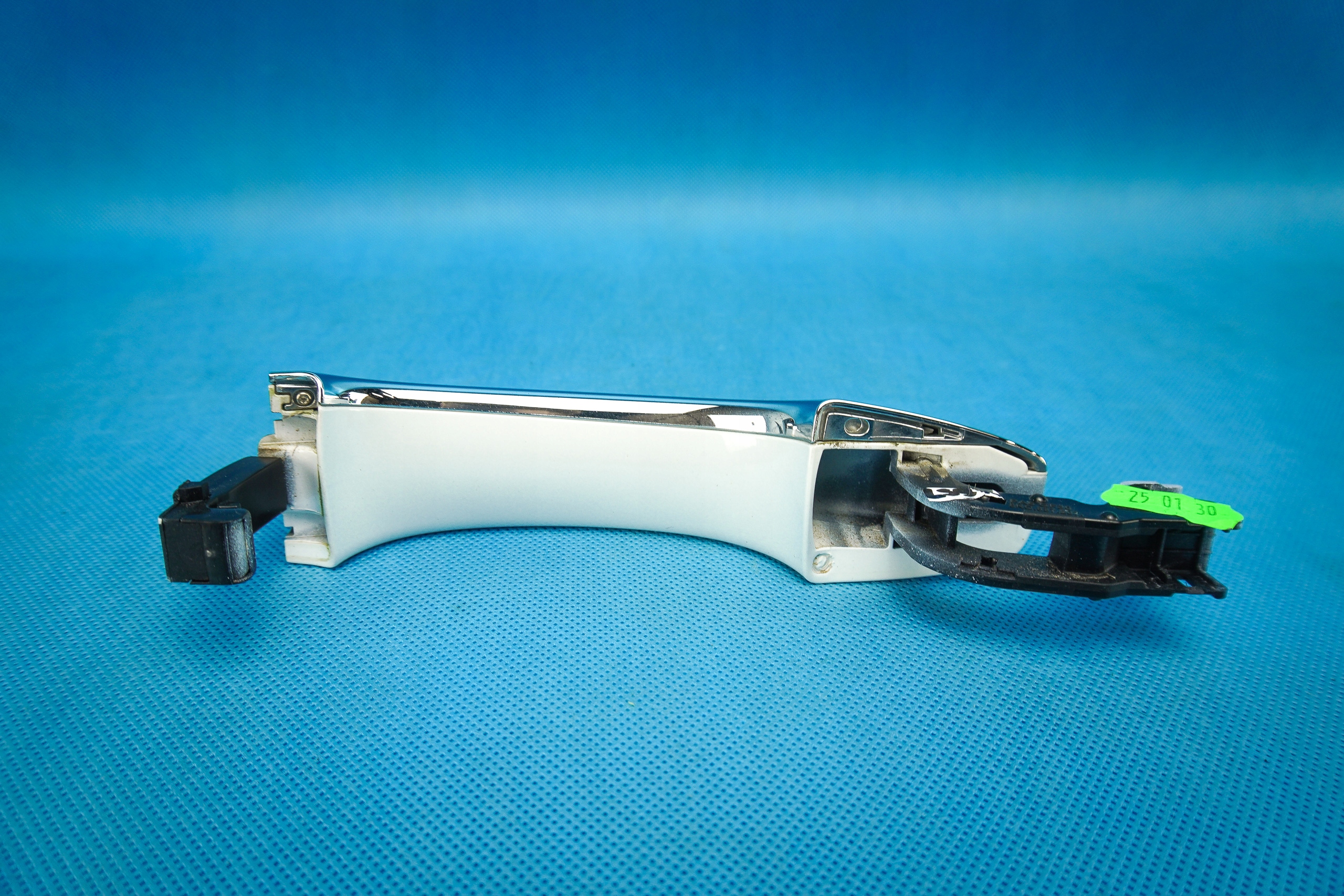 handle exterior left front rear part Audi Q5 SQ5 8R Lift 8R0837207 LS9R