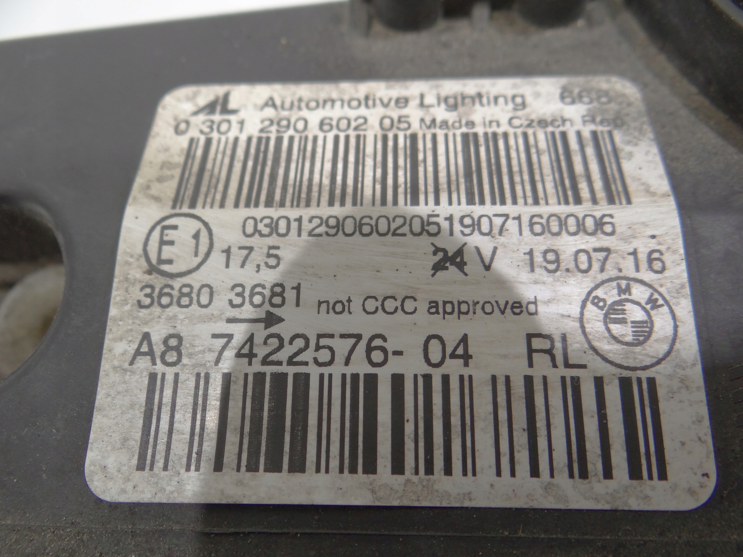 Licht rechts vorne BMW F46 7422576