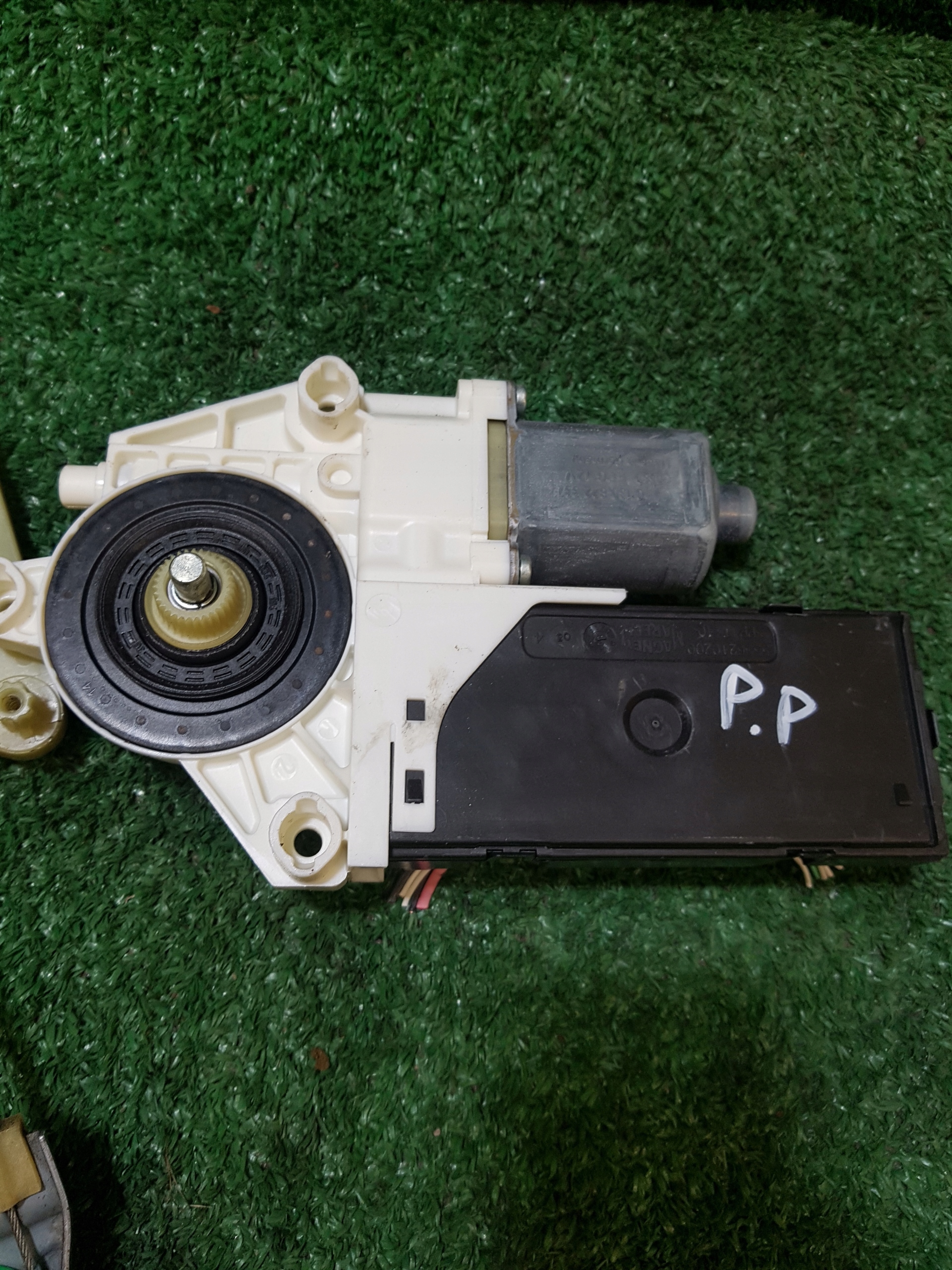 ELE mechanism windows right front RENAULT LAGUNA 3 0130822331 807000002R