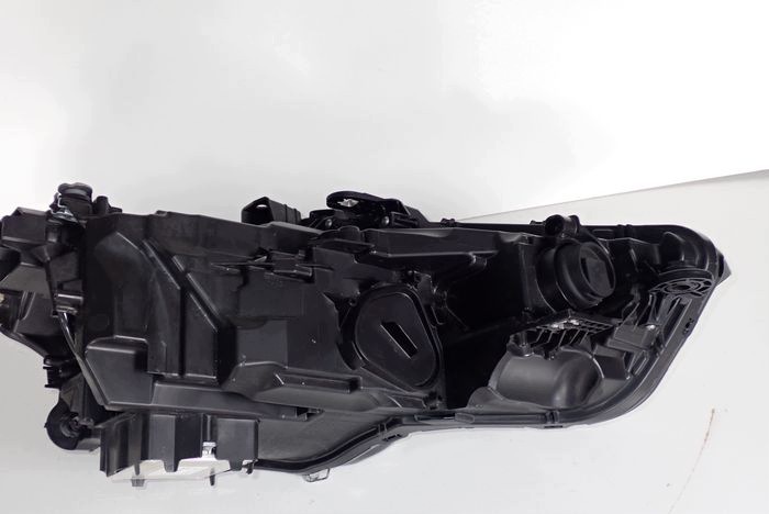 AUDI A5 B10 FULL LED reflektor left light left 8B3941011K
