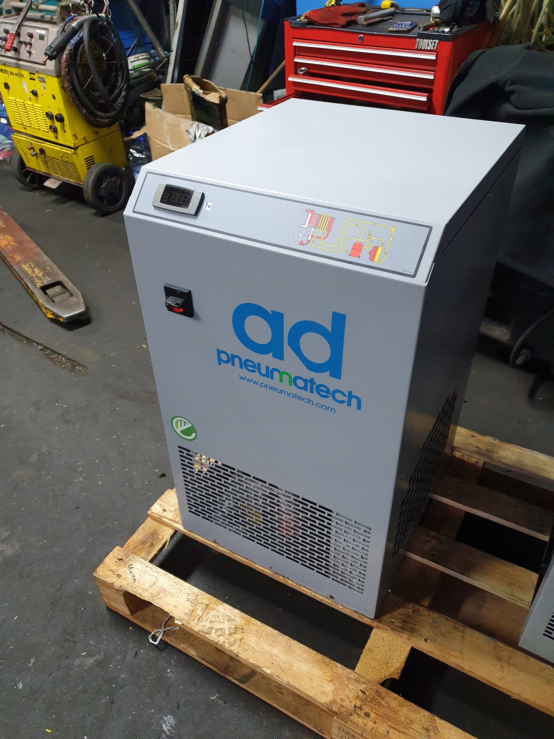 Osuszacz ziębniczy PNEUMATECH 5,20m3/min 2018r Model AD 175