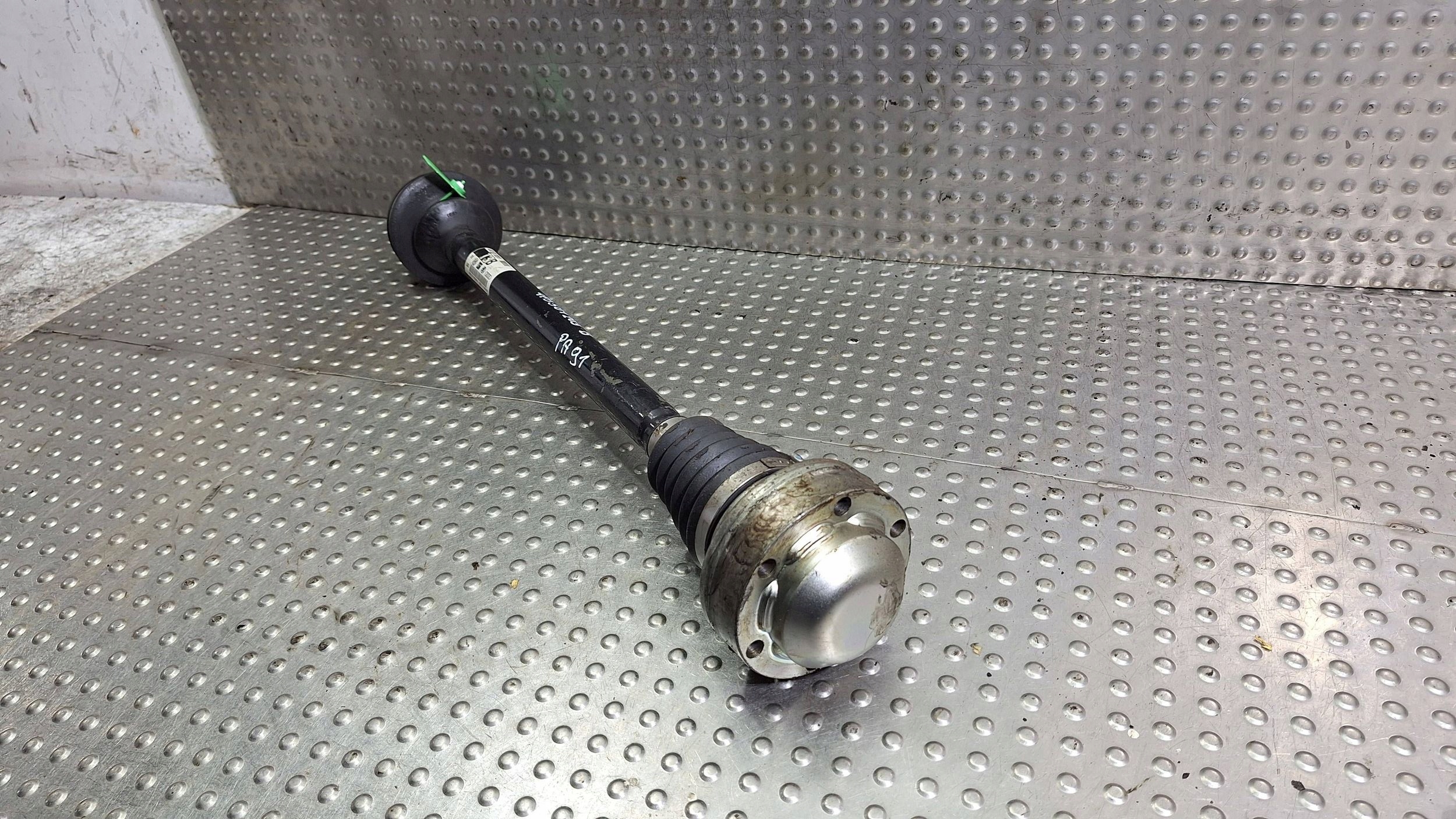semi-axis left right rear part 4F0501203B AUDI A6 C6 3.0TDI QUATTRO