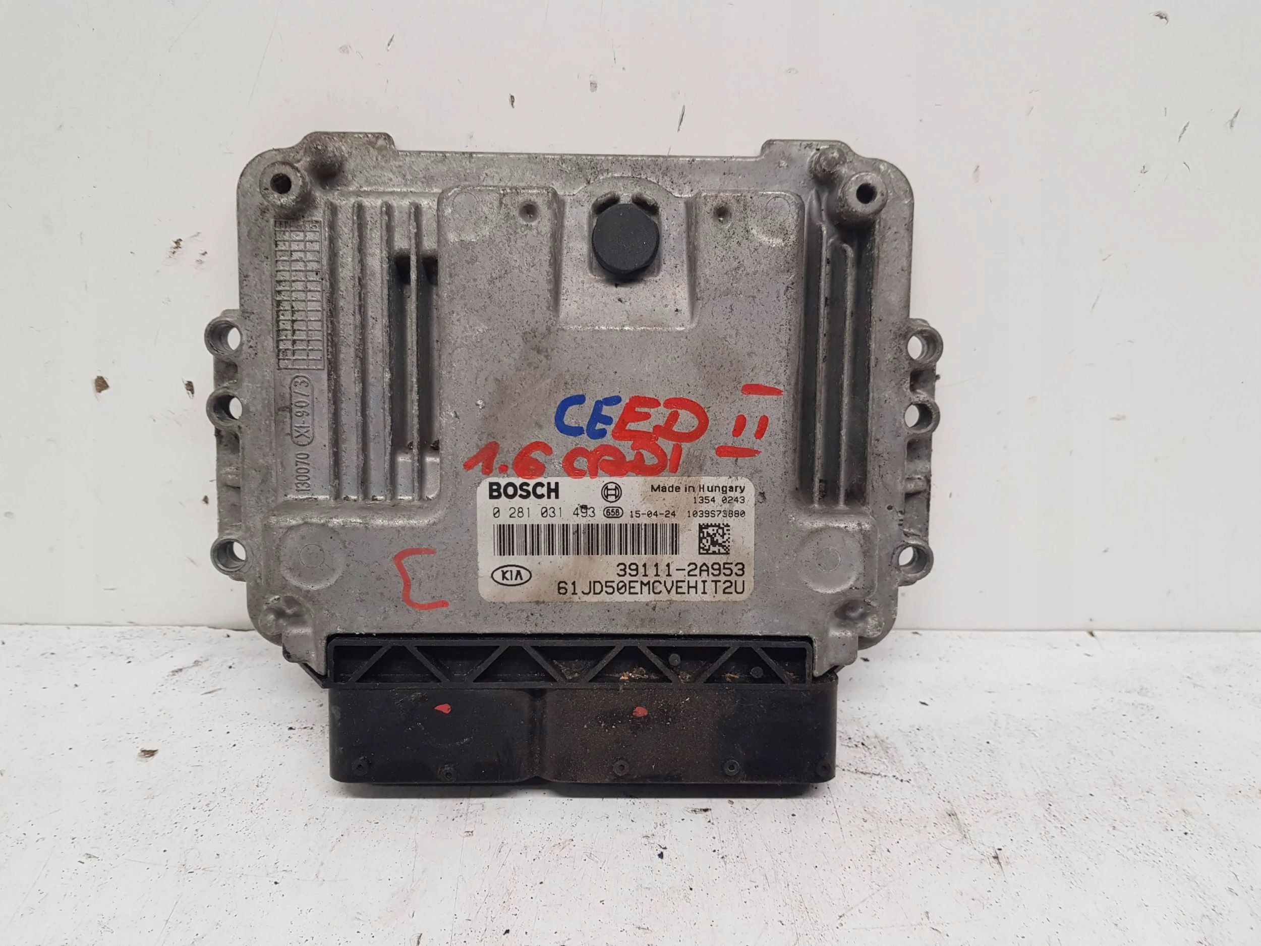 ECU KIA CEED II 2 1.6 CRDI 128KM 39111-2A953 0281031493 computer control unit