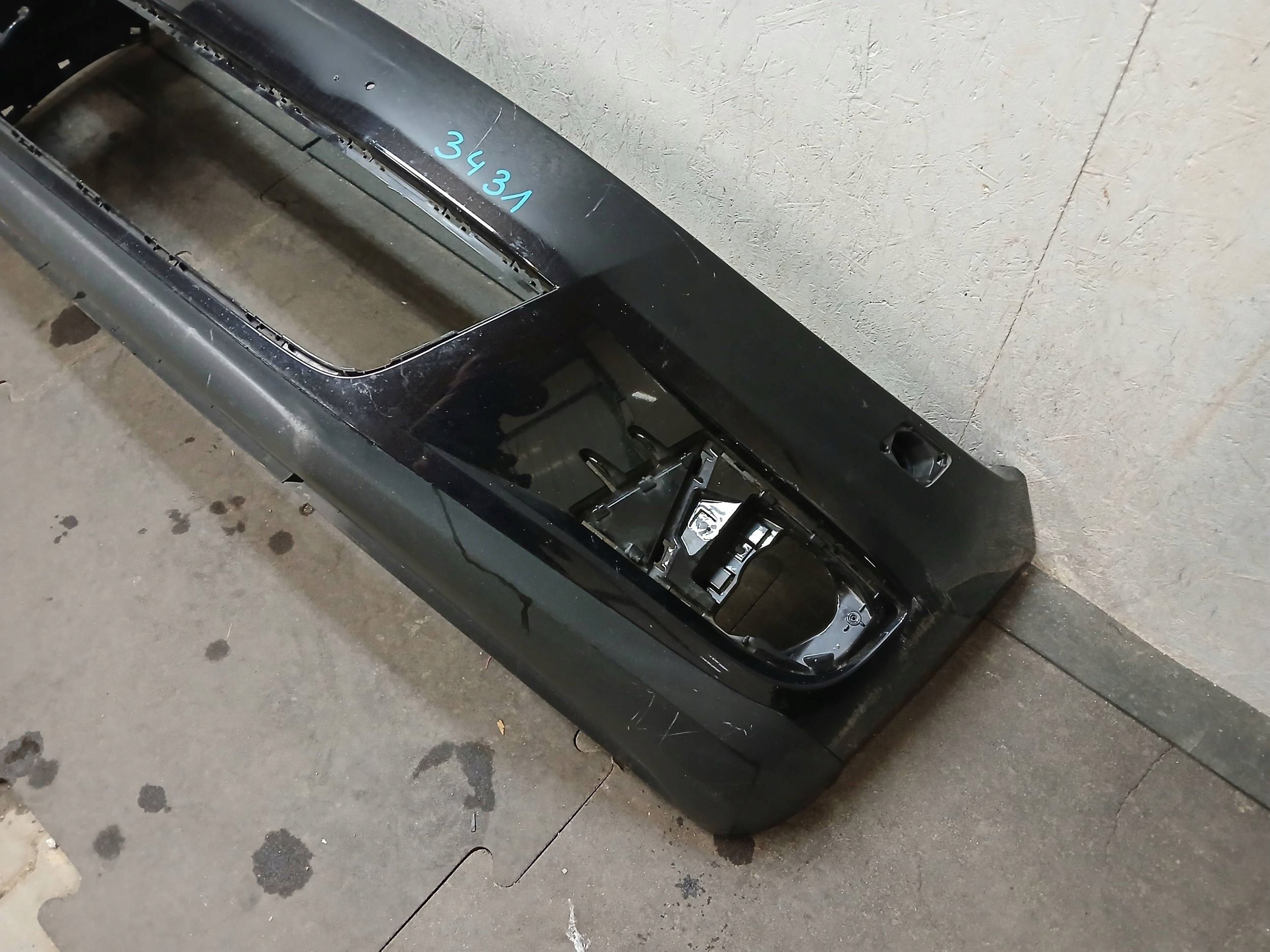 bumper front VW TIGUAN and 1 LIFT 10-15 5N0